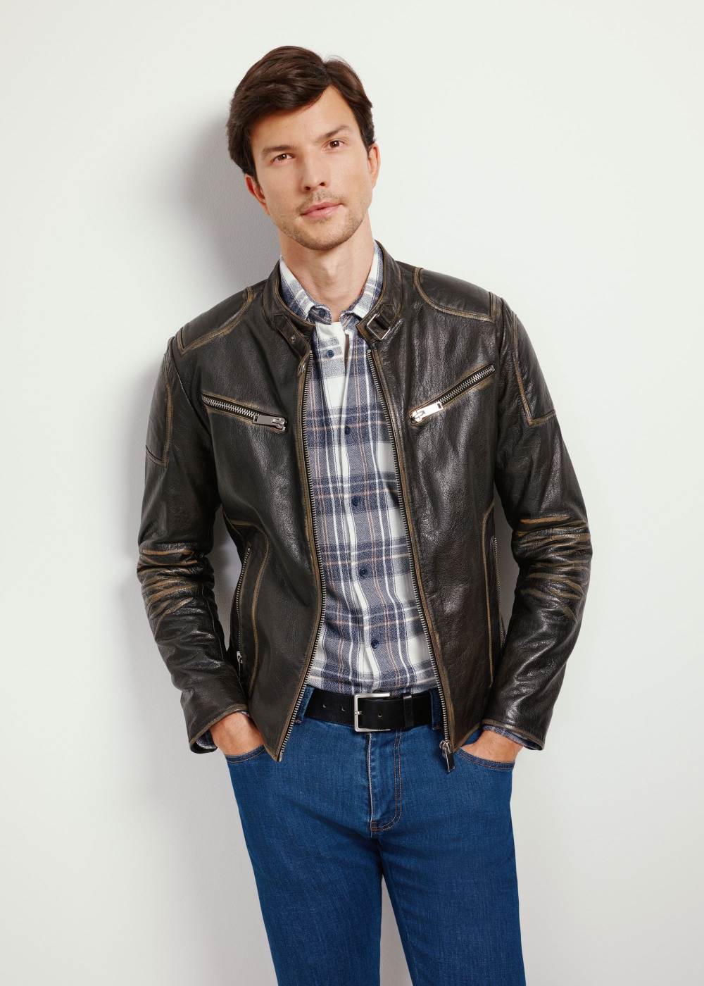 Brązowa skórzana kurtka męska KURMS-0351-2777(Z24) | OCHNIK