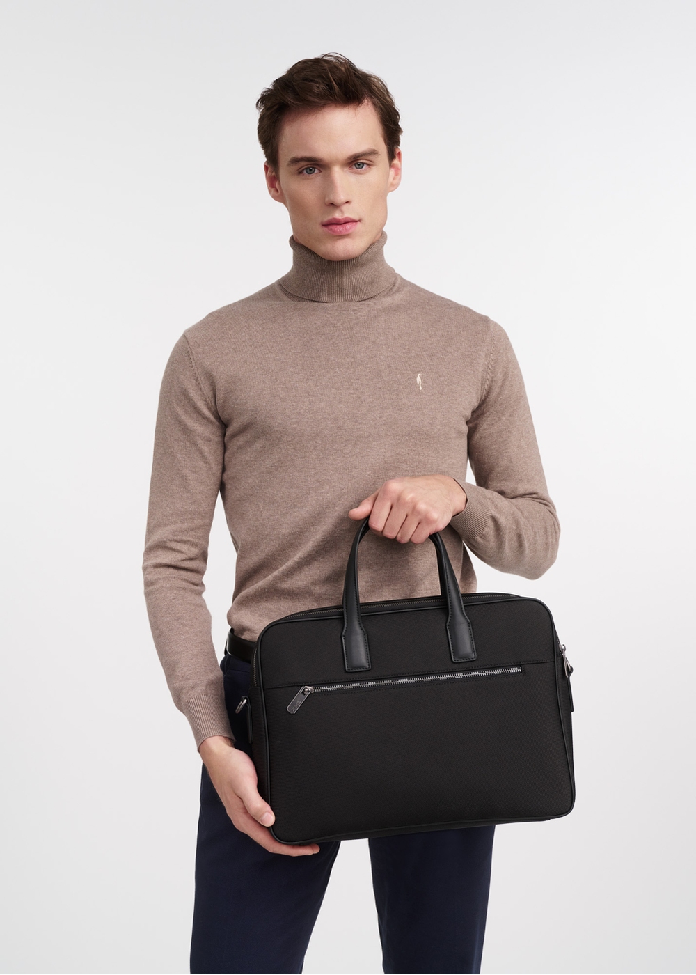 Czarna teczka męska TORMN-0357-99(W25) | OCHNIK