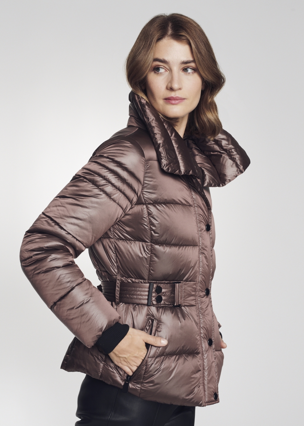 さつき Kurtka damska ze ściągaczami i stójką KURDT-0329-31(Z21) | OCHNIK