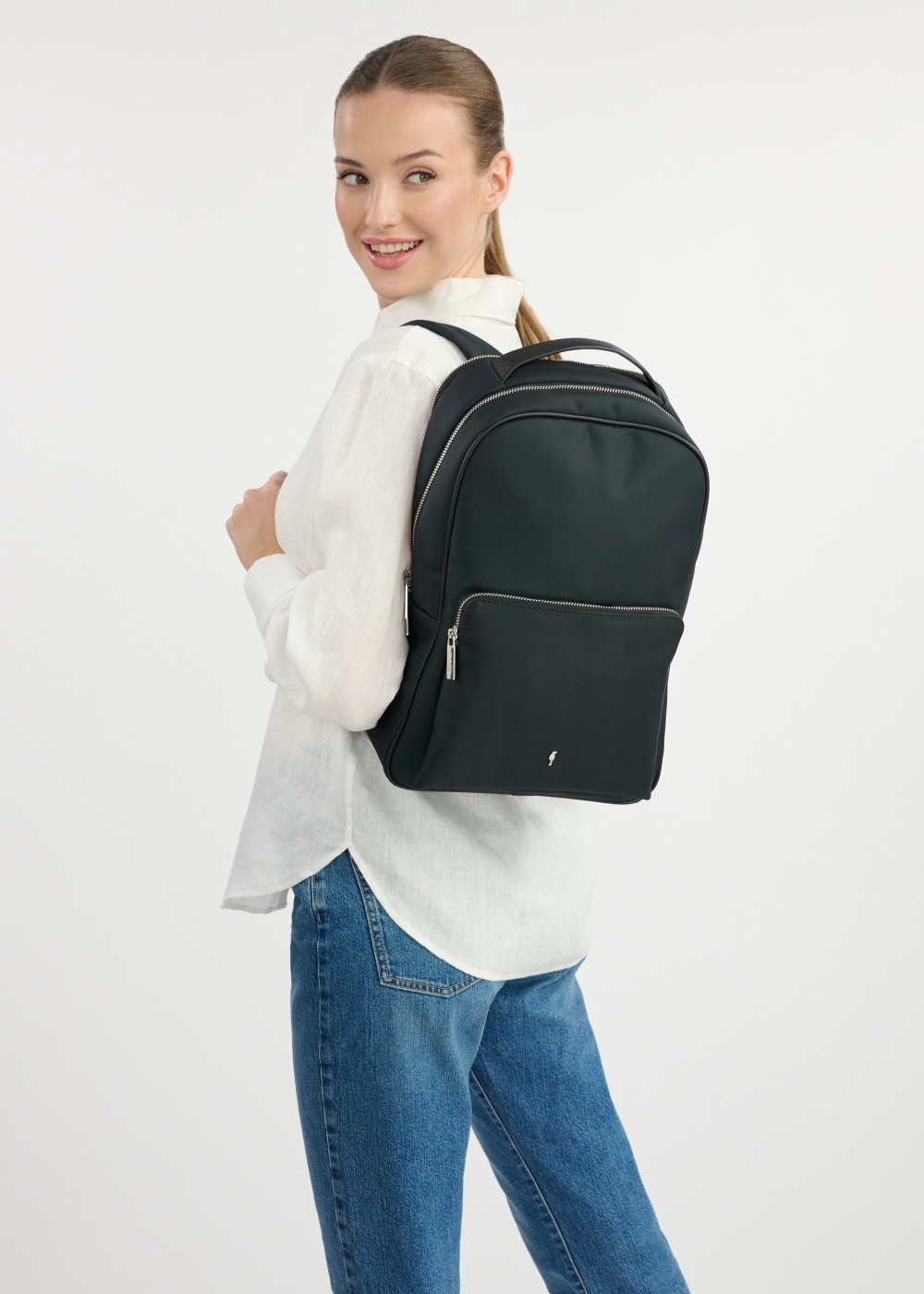 y*iFTWO（FNTC ）BLACK DECK 157 W BoostBoxx BoostBag plecak na notebooka 15.6