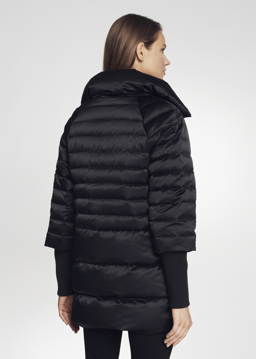 Kurtka zimowa damska zapinana na suwak KURDT-0338-99(Z21) | OCHNIK