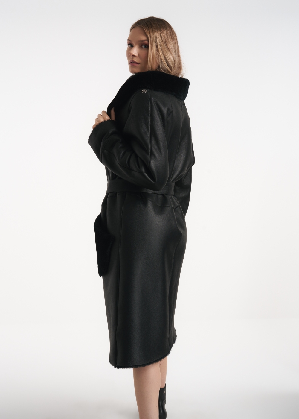 Anjyu様 Kożuch damski KOZDS-0038-5543(Z19) | OCHNIK