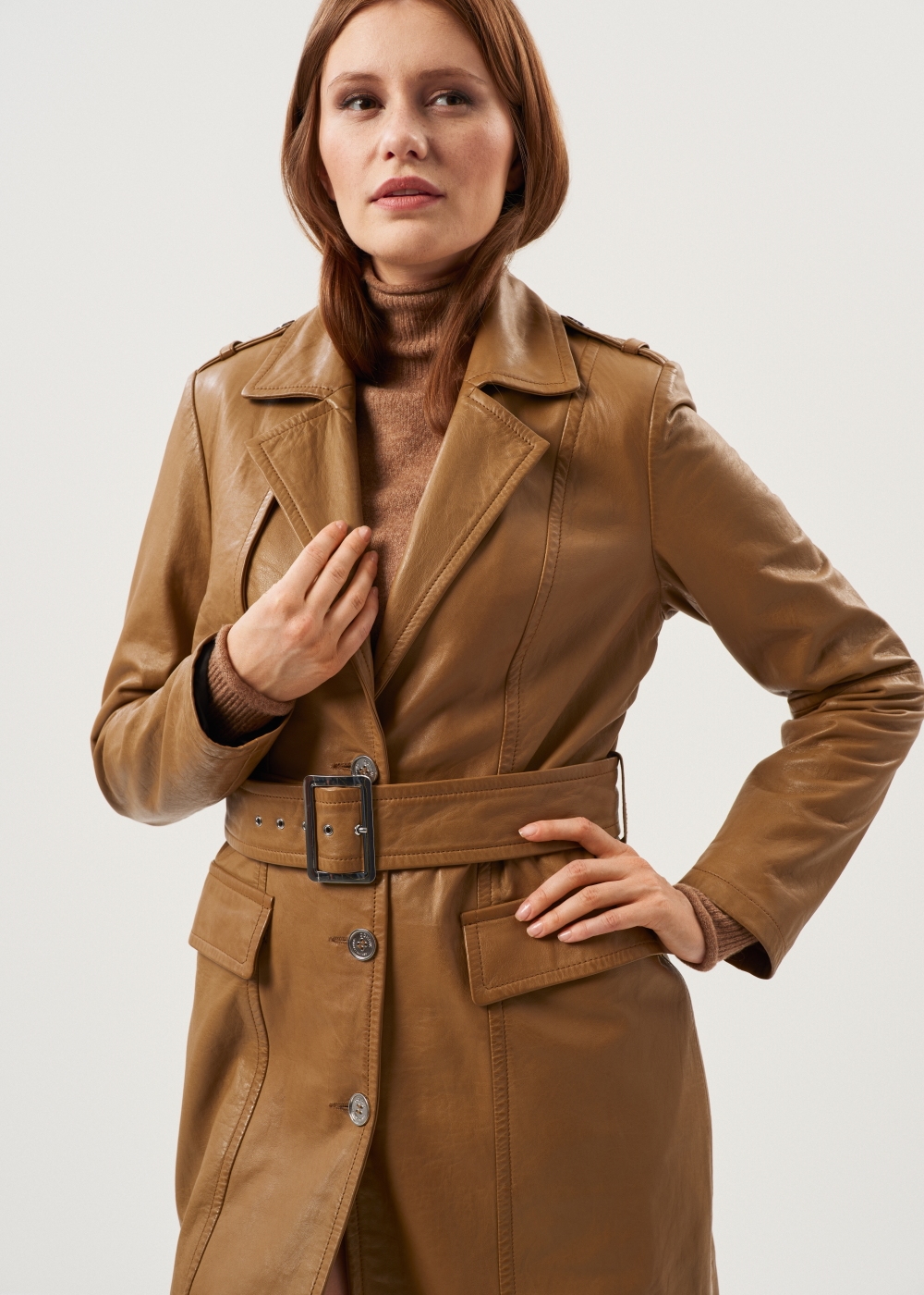 Skórzany długi płaszcz damski KURDS-0413-1331(Z23) | OCHNIK