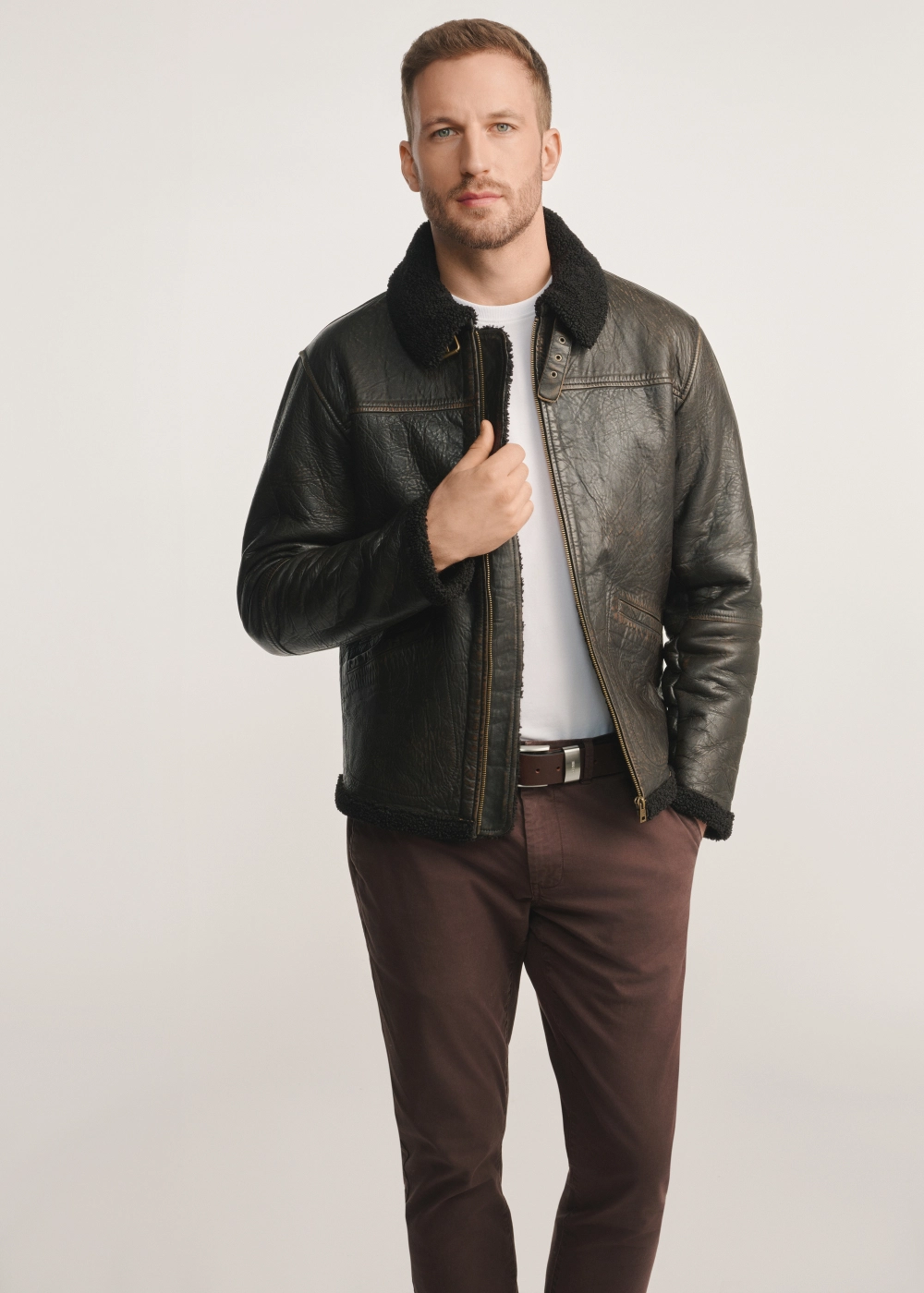 Brązowa skórzana kurtka męska z kożuchem KURMS-0386-0704(Z25) | OCHNIK