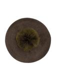 Beret damski z pomponem w kolorze khaki CZADT-0180-54(Z24)