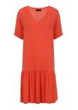 Czerwona sukienka z falbanką SUKDT-0165-42(W23)