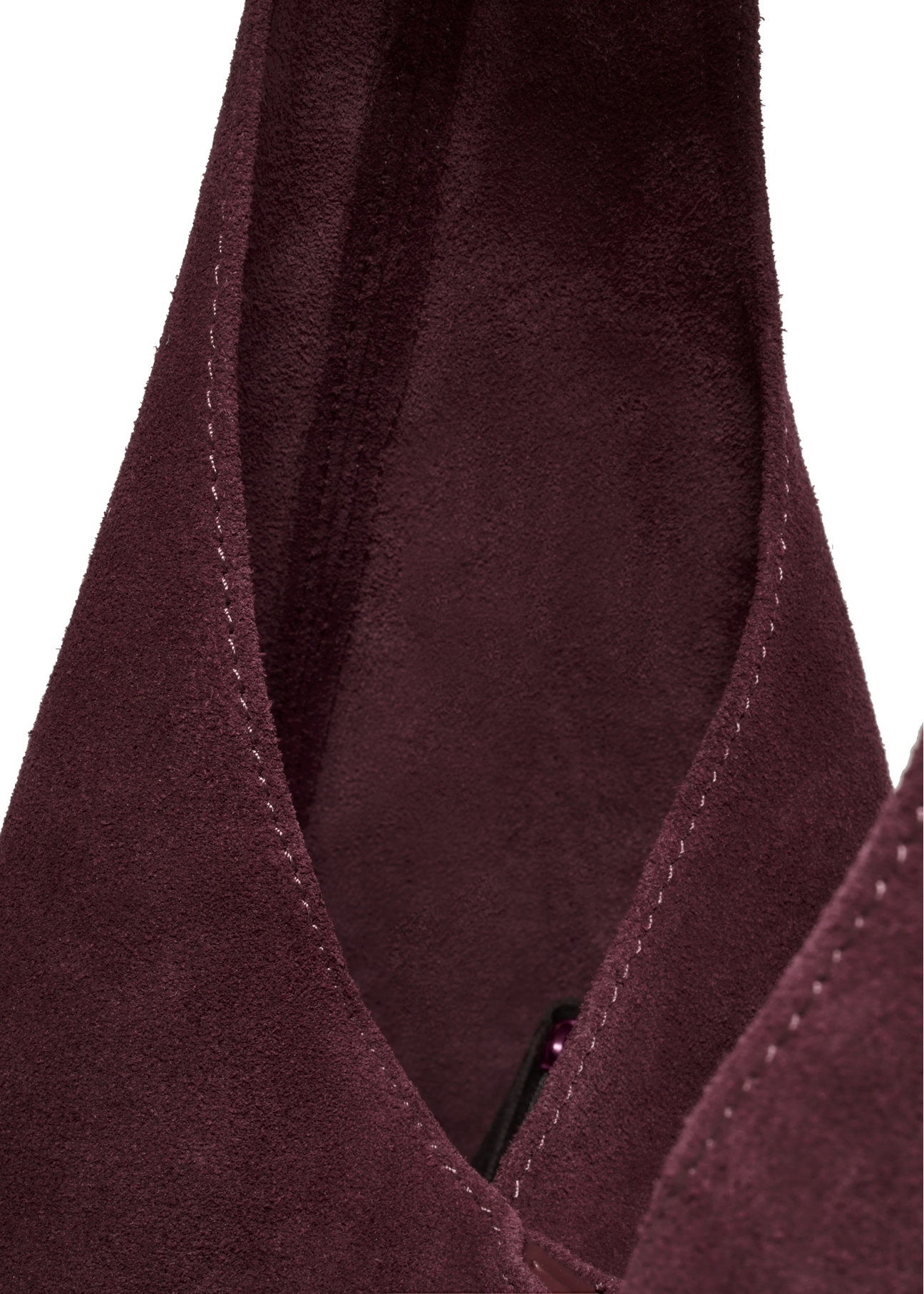 Bordowa zamszowa torebka shopper TORES-1403-4D(Z26) - zbliżenie na detal, na białym tle. 