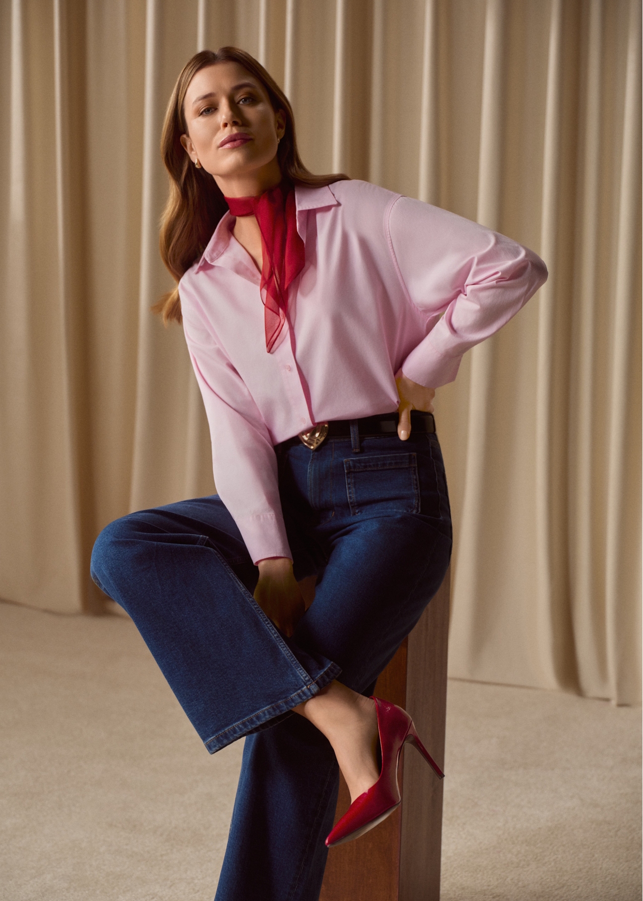 Niebieskie jeansowe spodnie damskie JEADT-0014-7H(W26)