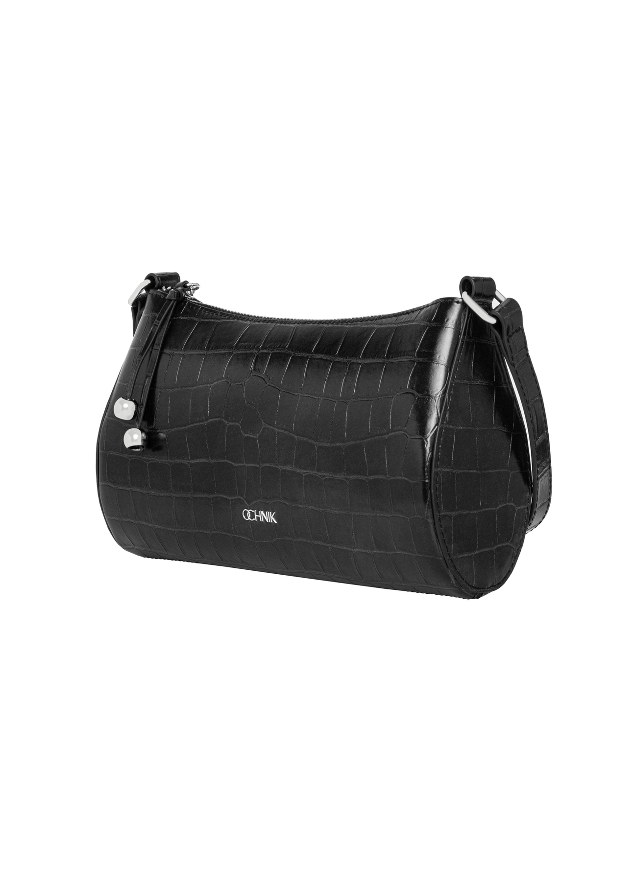 Czarna torebka damska croco TOREC-1286-9G(Z26), widok produktu skosem na białym tle.