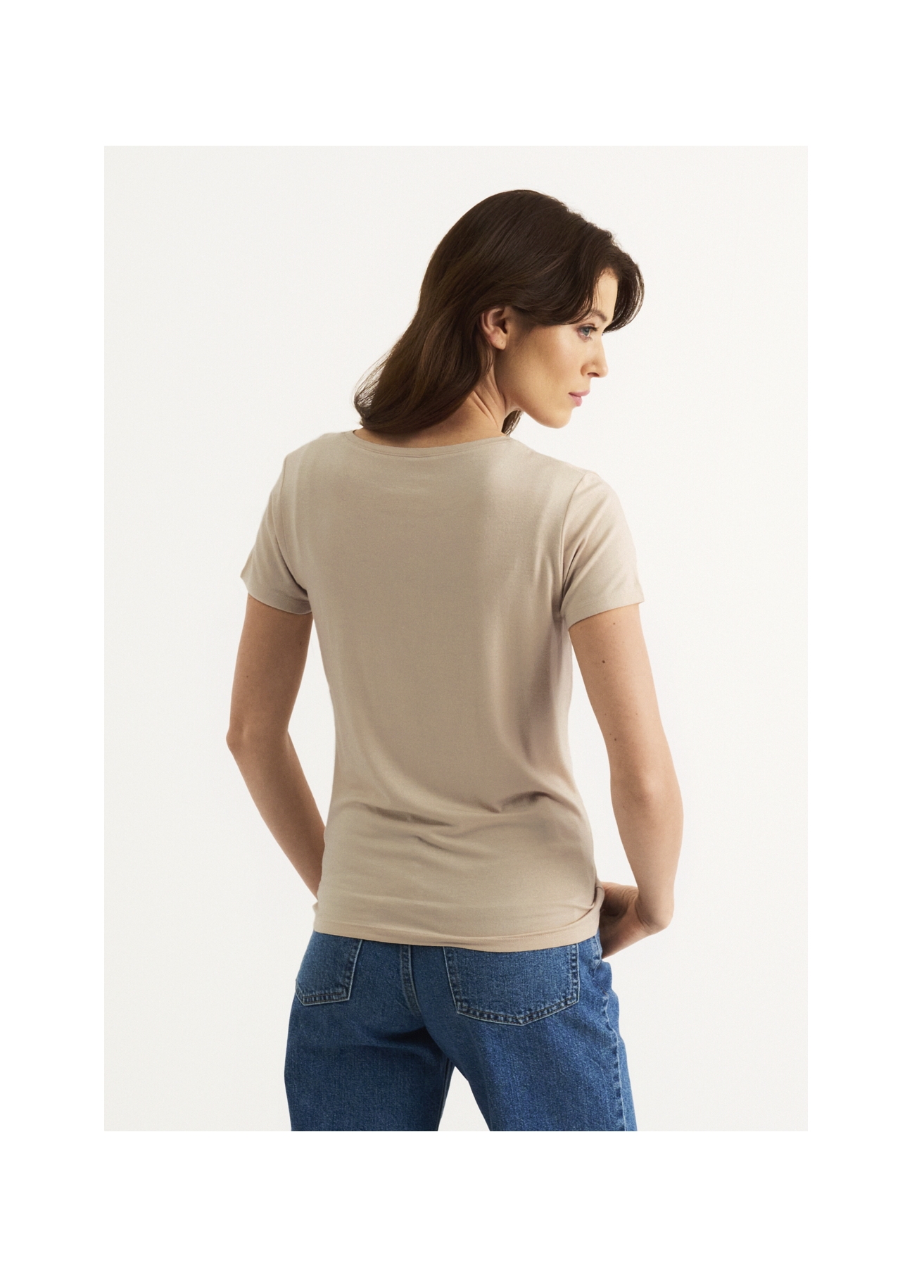 Beżowy T-shirt damski z wilgą TSHDT-0090-80(W22)-05