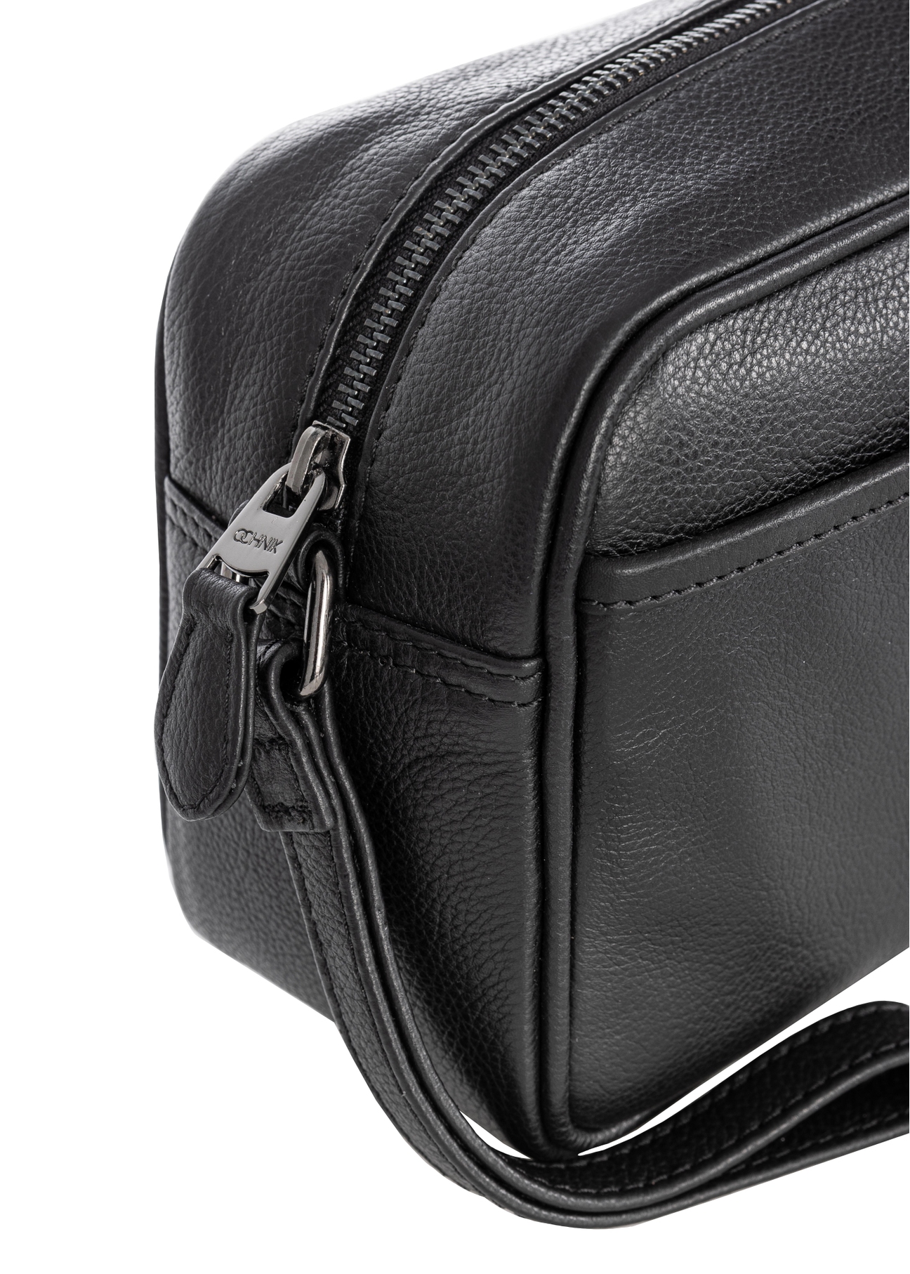 Skórzana kosmetyczka męska z logo TORMS-0182B-99(W23)-06