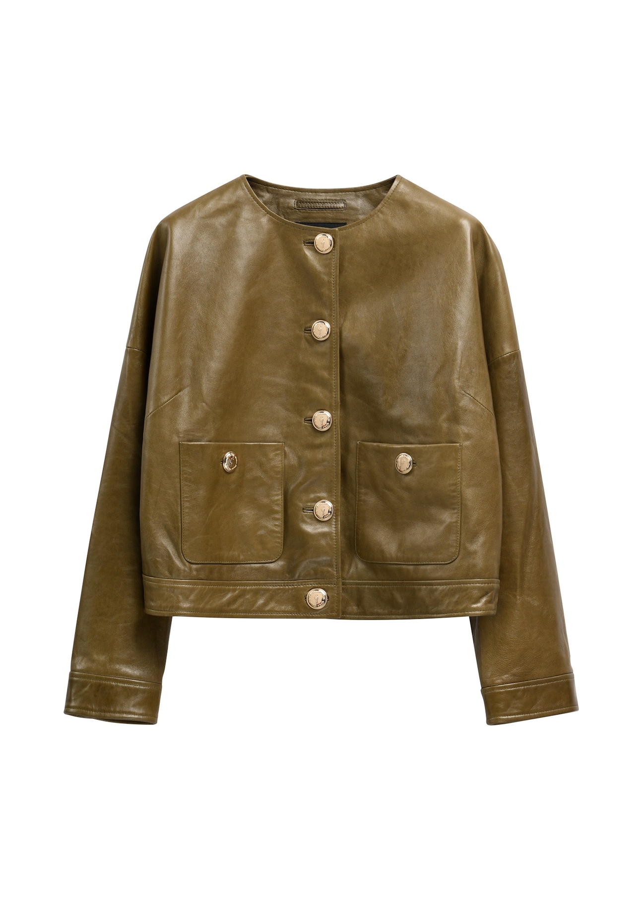 Krótka skórzana kurtka damska khaki KURDS-0590-8D(W26) - widok produktu z przodu, na białym tle. 