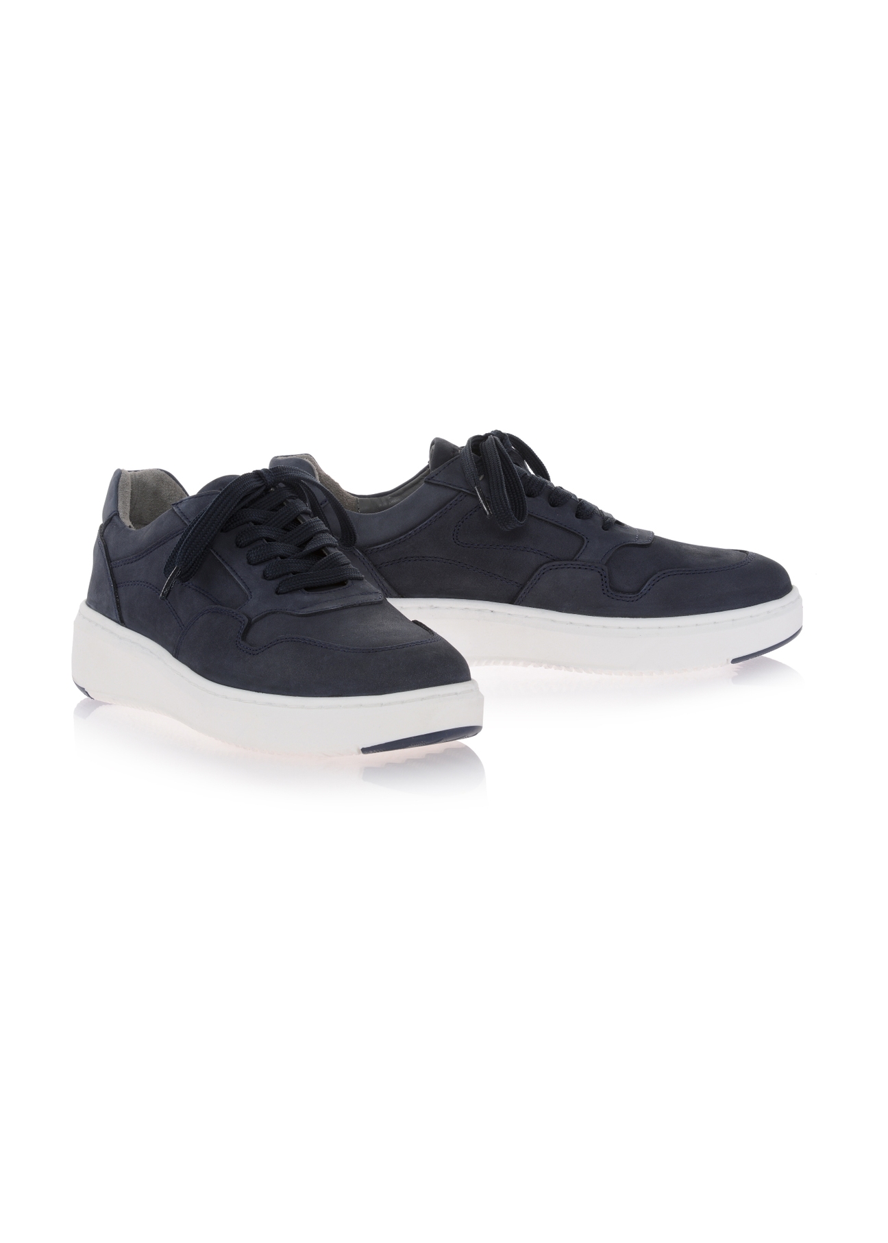 Granatowe skórzane sneakersy męskie BUTYM-0437-69(W23)-02