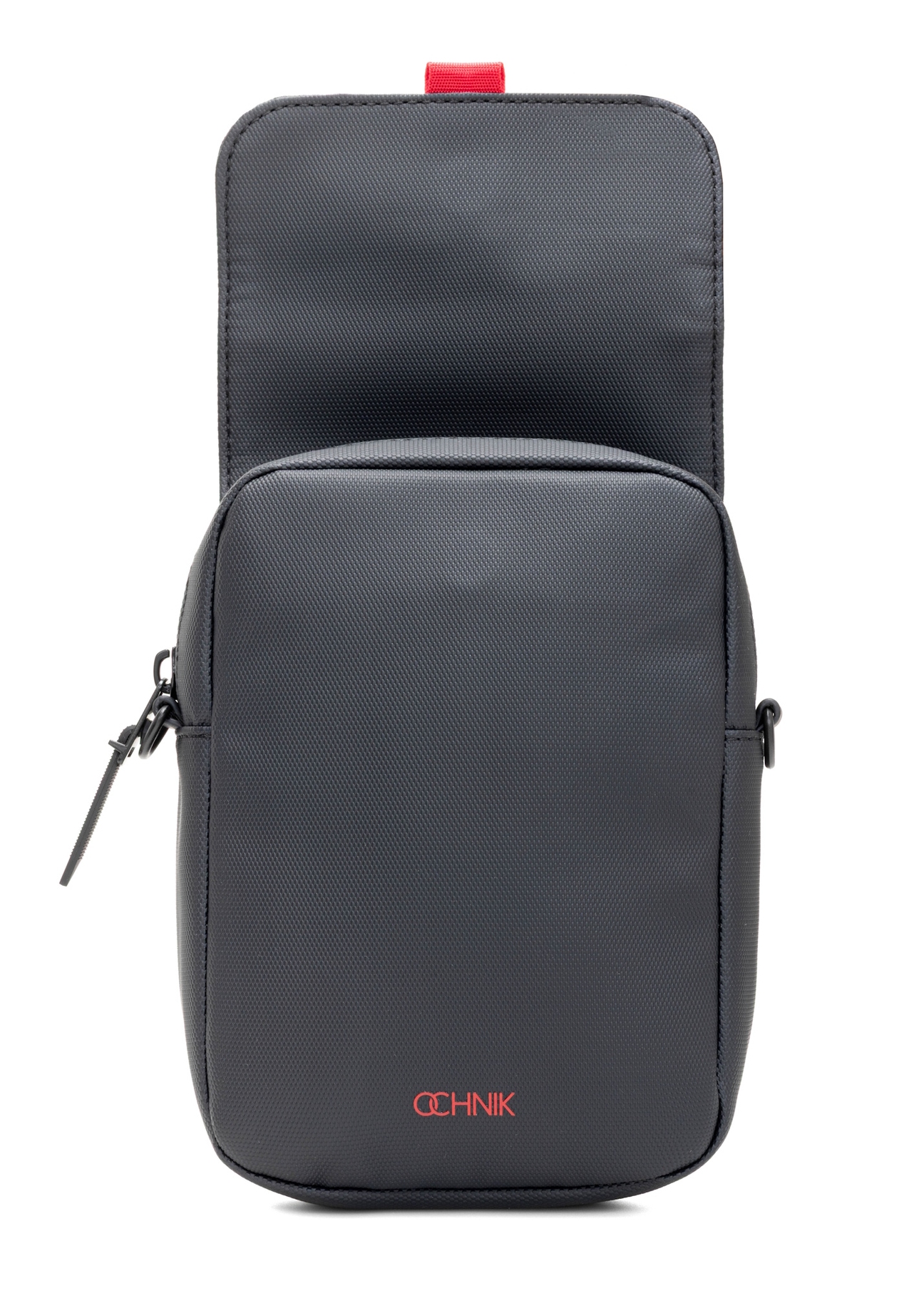 Mała czarna listonoszka męska TORMN-0399-9J(W26), widok produktu z przodu na białym tle.