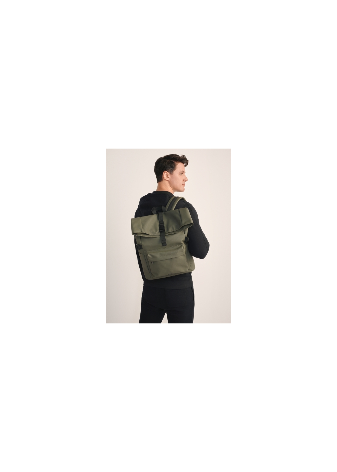 Duży plecak w kolorze khaki PLCMN-0015-55(Z25)