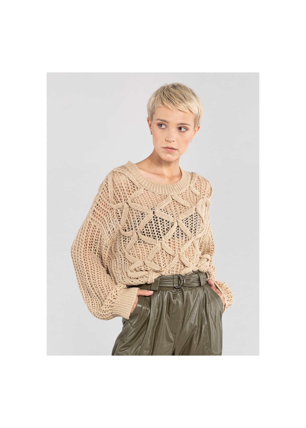 Sweter damski SWEDT-0140-81(Z20)-01