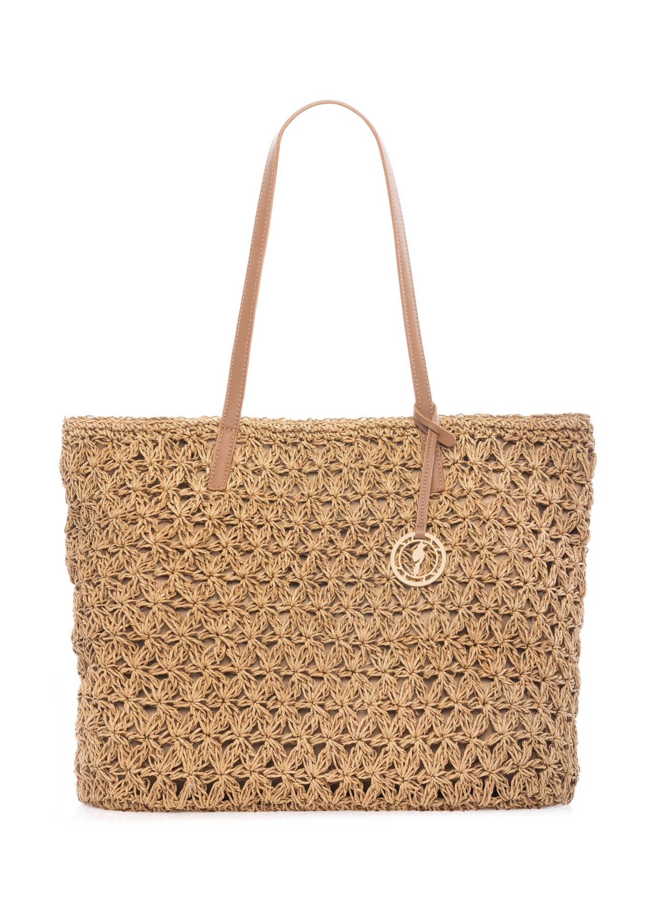 Słomkowa torebka shopper TOREC-1218-1E(W26) - widok produktu z przodu, na białym tle. 