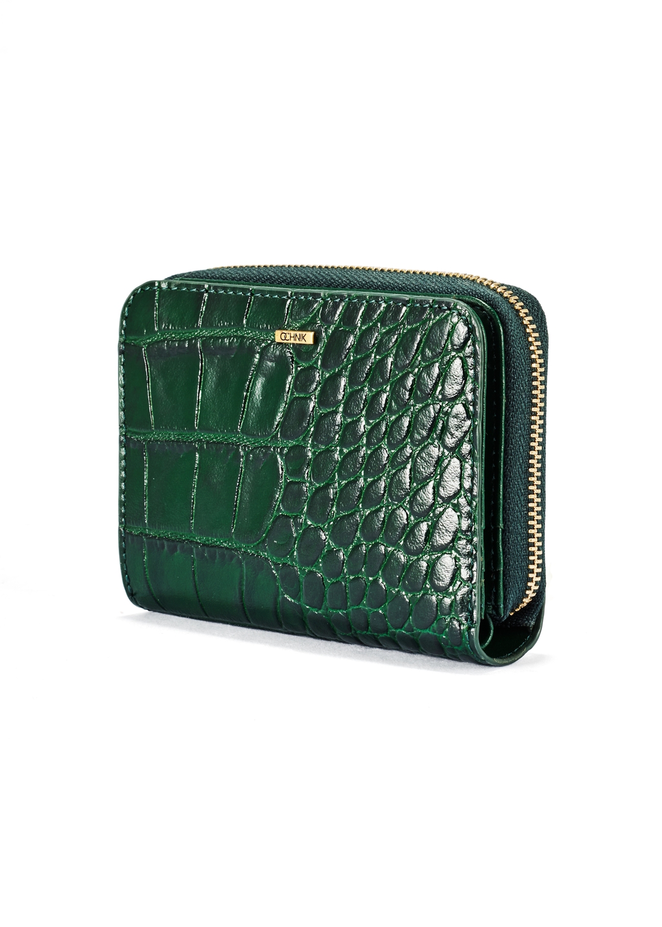 Zielony skórzany portfel damski croco TOREC-0952-51(W25) - widok produktu po skosie na białym tle.