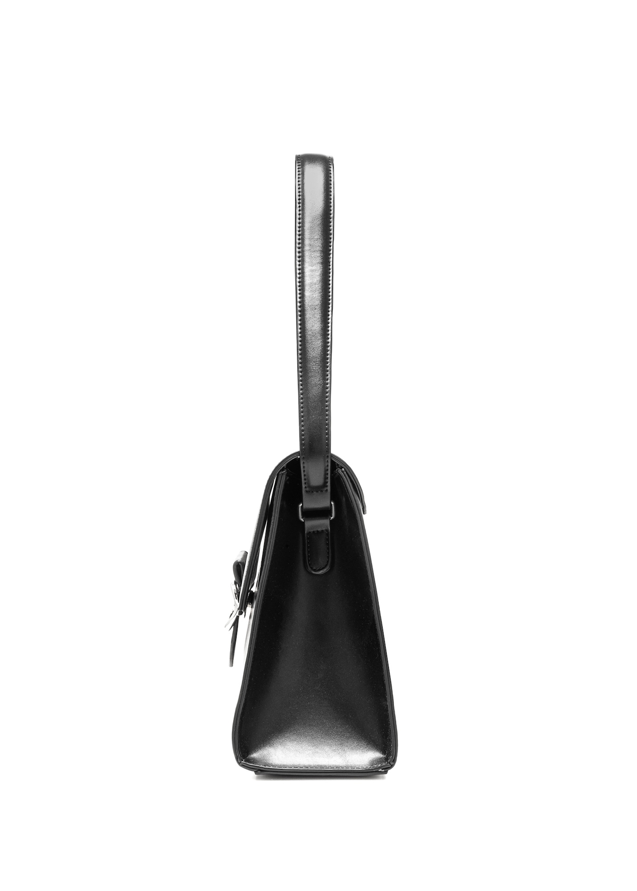 Elegancka czarna torebka damska TOREC-1068-99(Z25), widok produktu z boku na białym tle. 