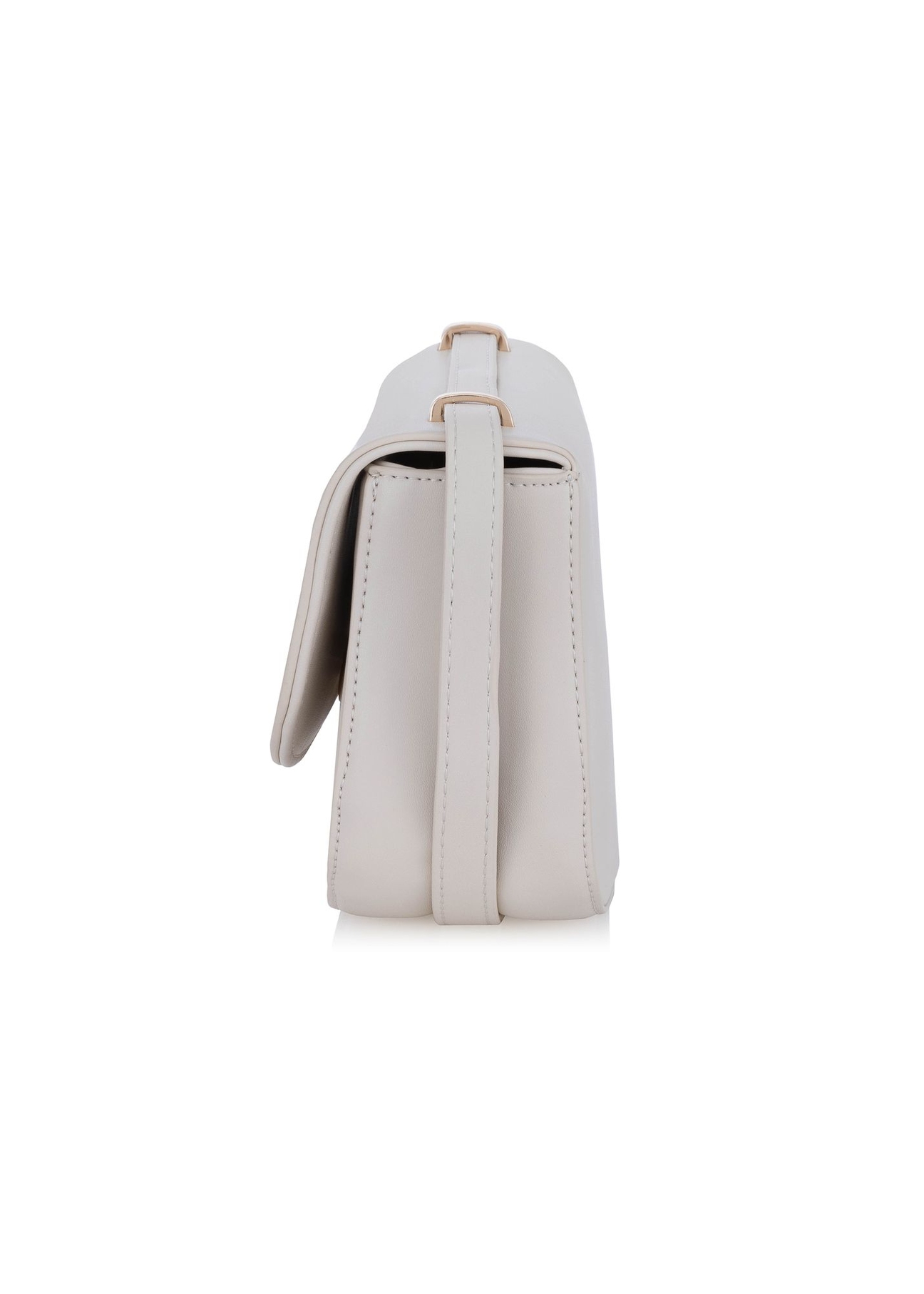 Kremowa torebka typu saddle bag z logo TOREC-0757A-12(W24)-03