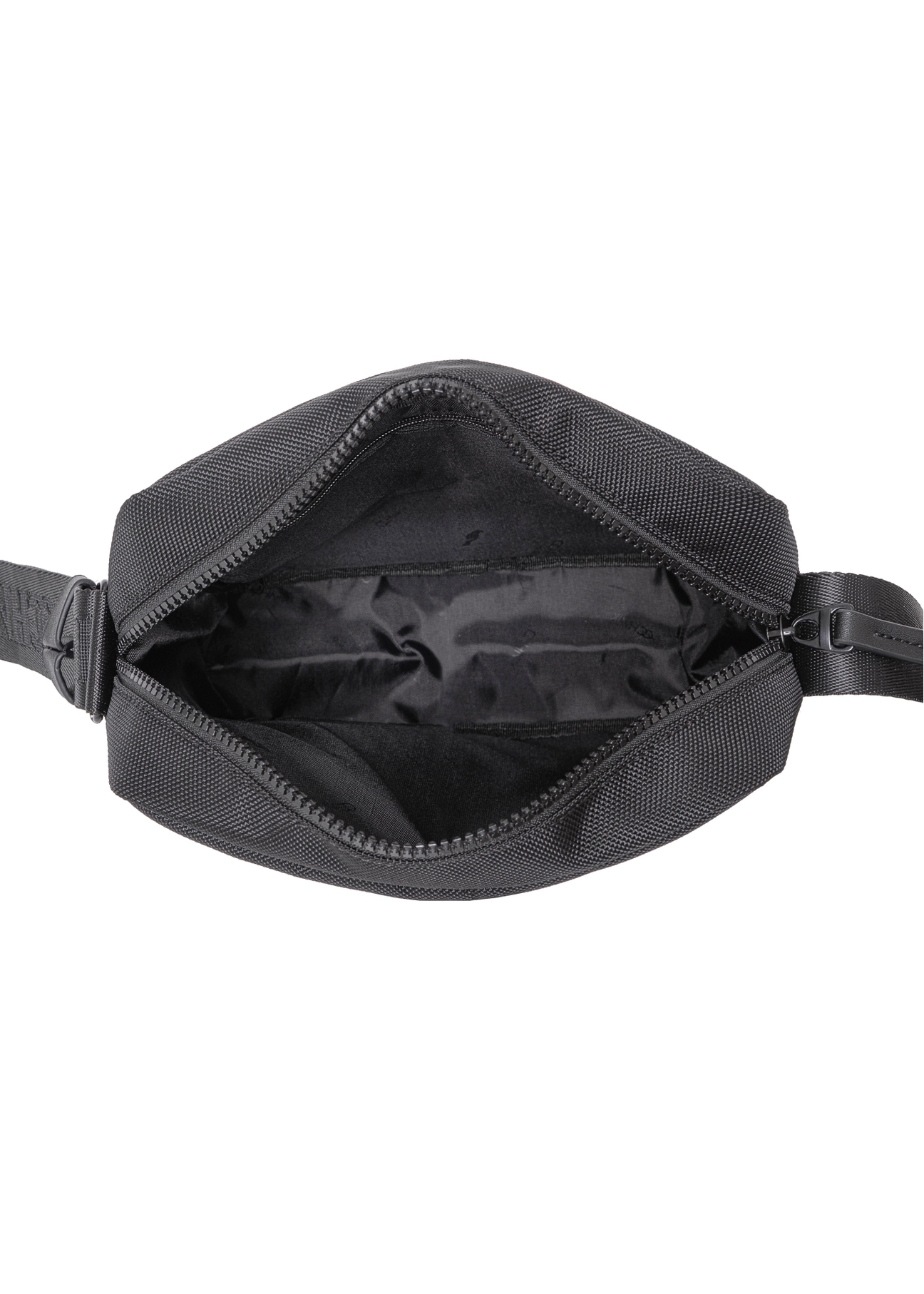 Czarna torba męska z logo TORMN-0283-99(W23)-05