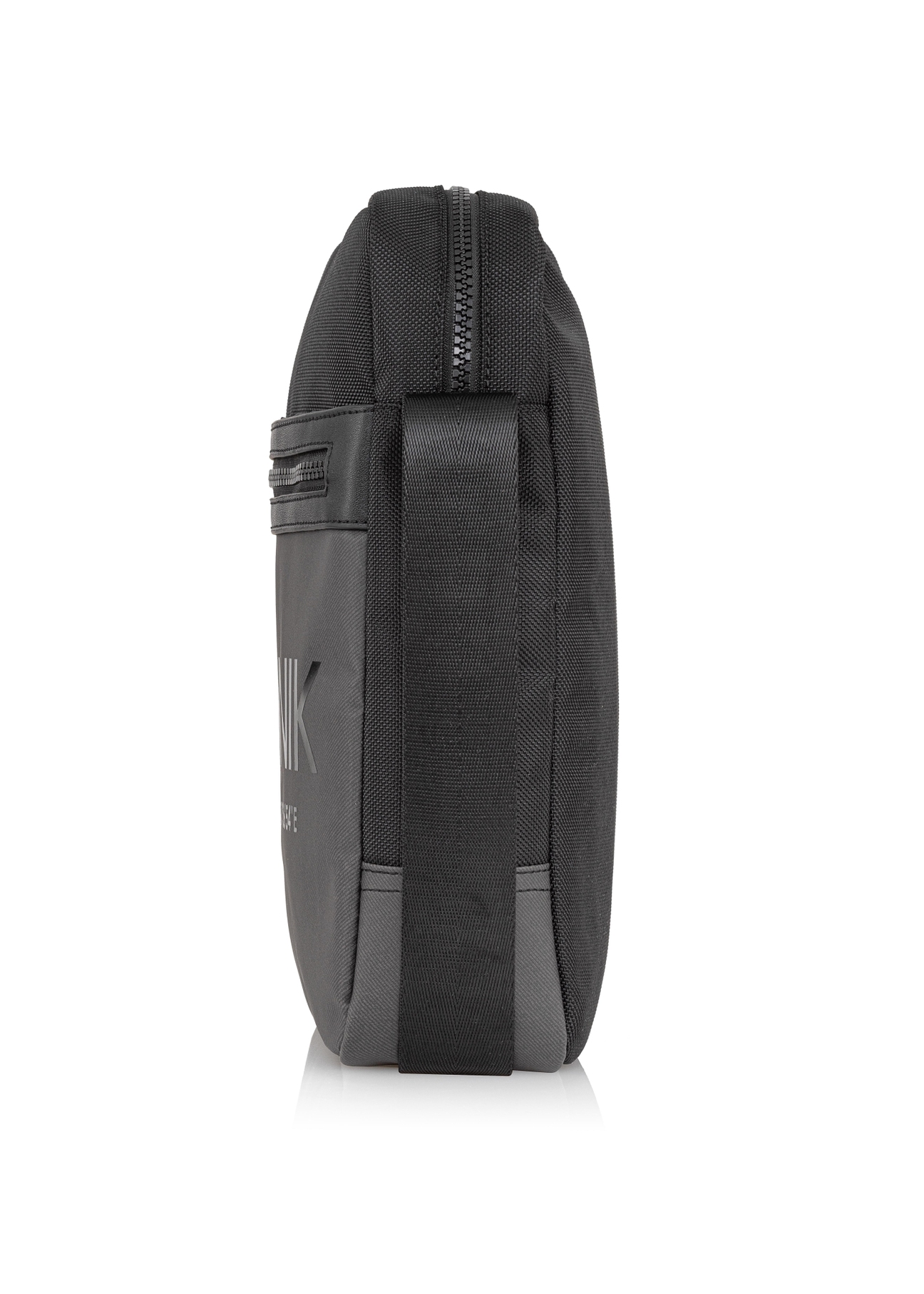 Czarna torba męska z logo TORMN-0283-99(W23)-02