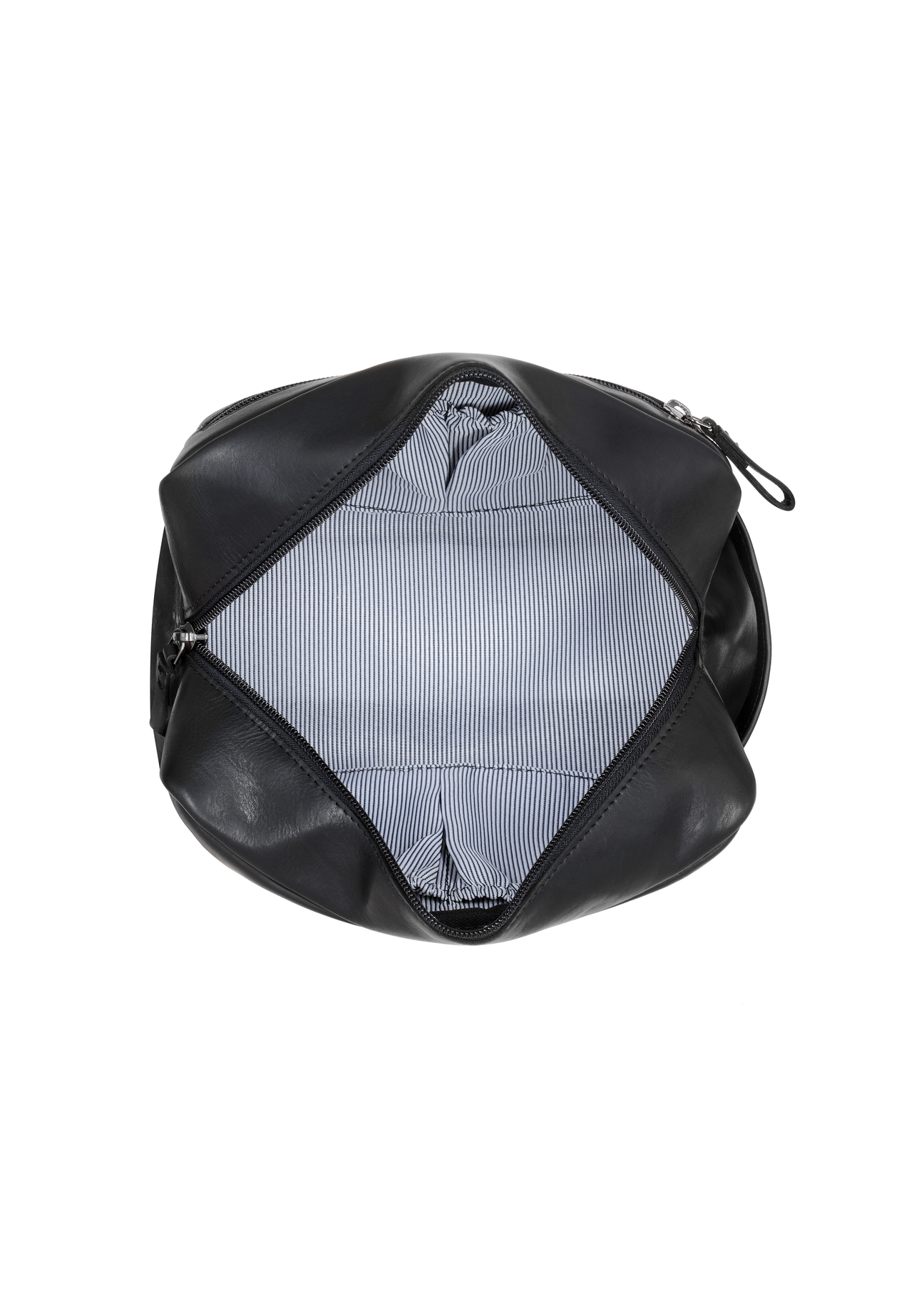 Czarna skórzana kosmetyczka męska TORMS-0106A-99(W23)-04