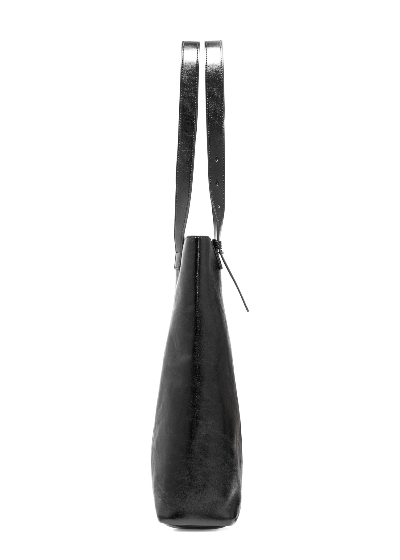 Czarna damska torebka shopper TOREC-1086-99(Z25), widok produktu z boku na białym tle. 