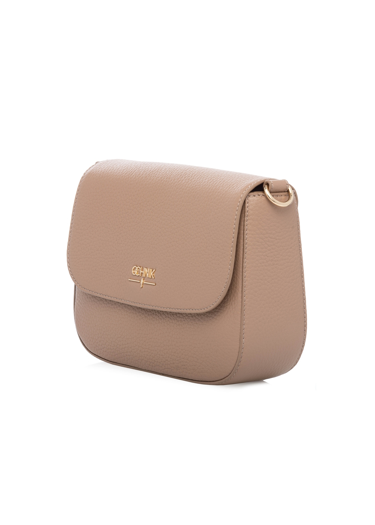 Różowa torebka listonoszka damska TORES-1282-5D(W26) - widok produktu po skosie, na białym tle. 