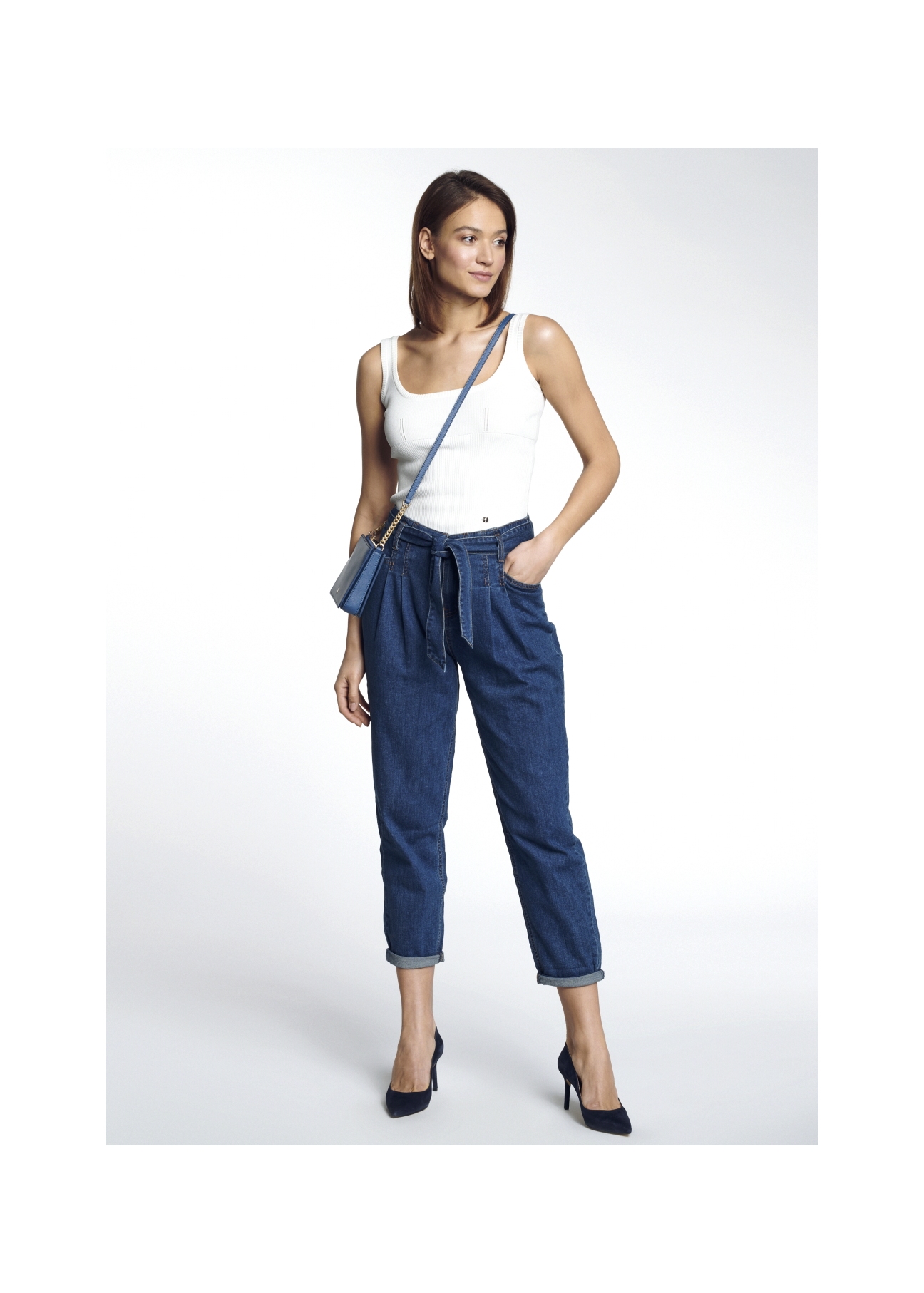 Granatowe spodnie mom jeans damskie SPODT-0055-69(W21)-05