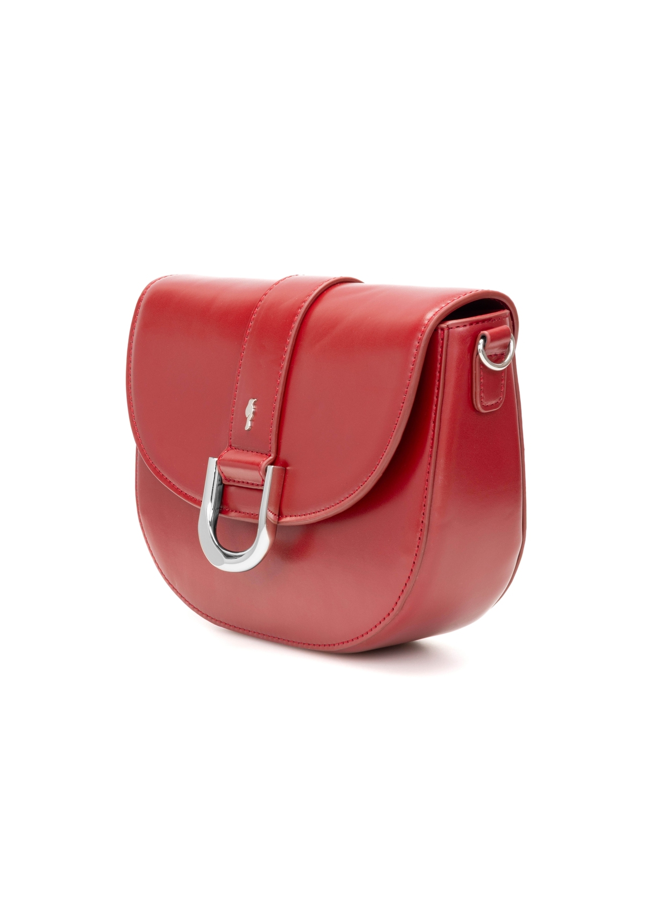 Czerwona klasyczna torebka damska TOREC-0879B-41(Z25), widok produktu skosem na białym tle.