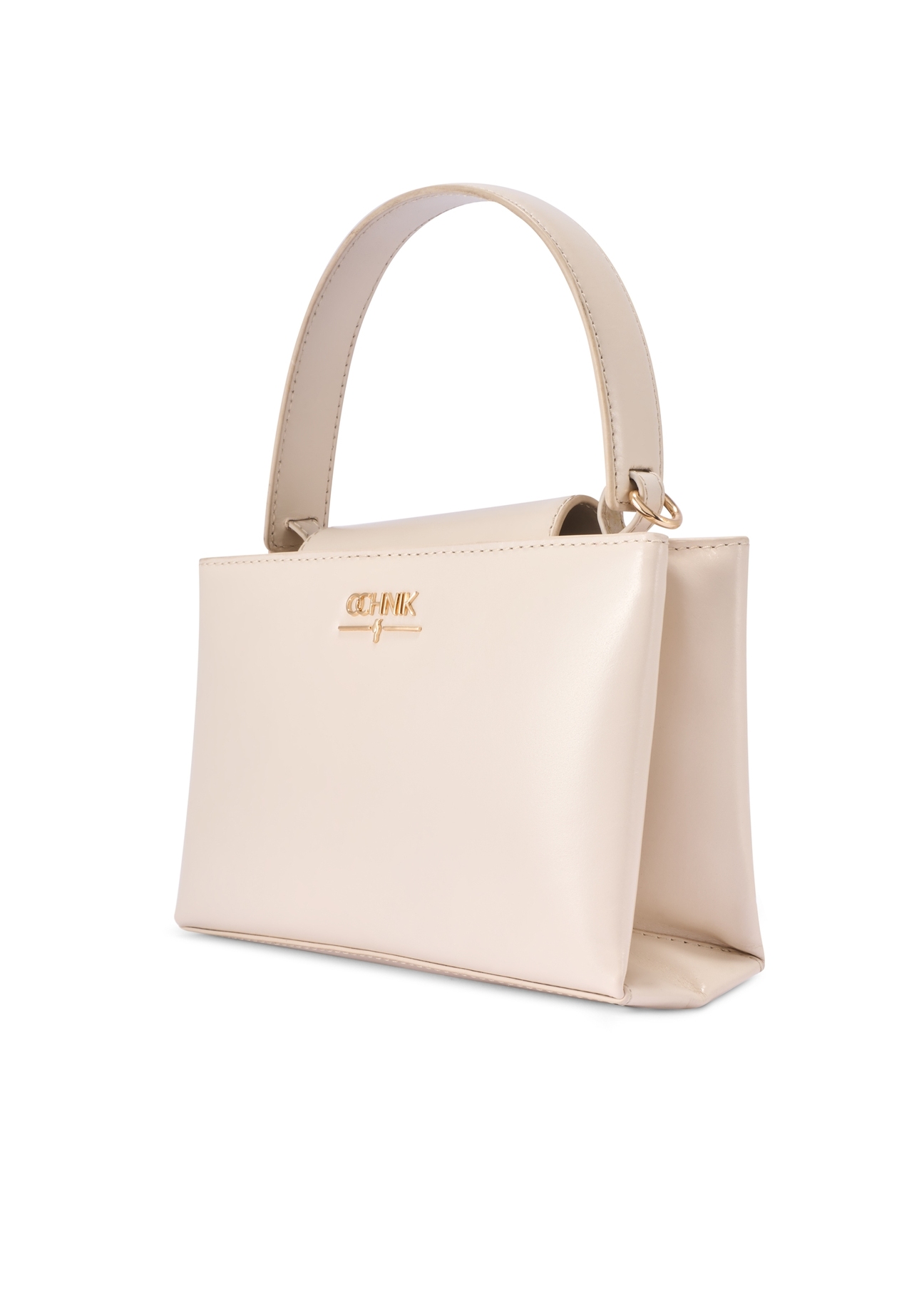 Skórzana kremowa torebka kuferek TORES-1270-0B(W26) - widok produktu po skosie, na białym tle. 