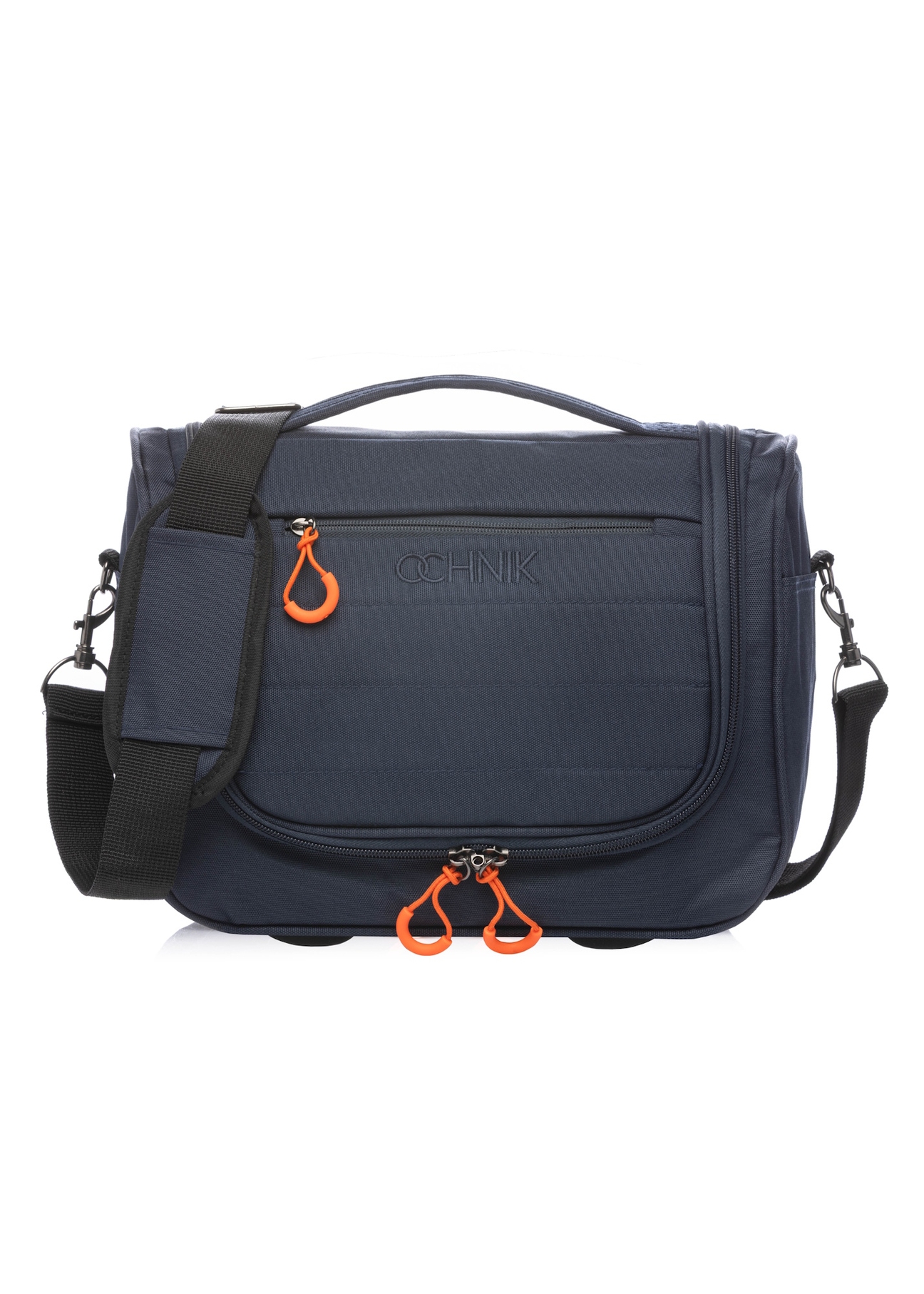 Granatowa duża kosmetyczka WALNY-0045-7D-14(W26), widok produktu z przodu na białym tle.