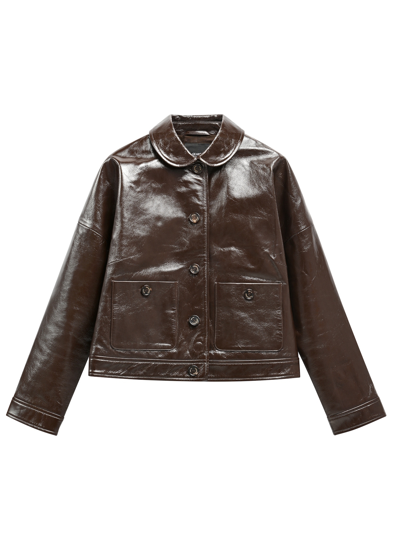 Brązowa skórzana krótka kurtka damska KURDS-0593-1I(W26) - widok produktu z przodu, na białym tle. 