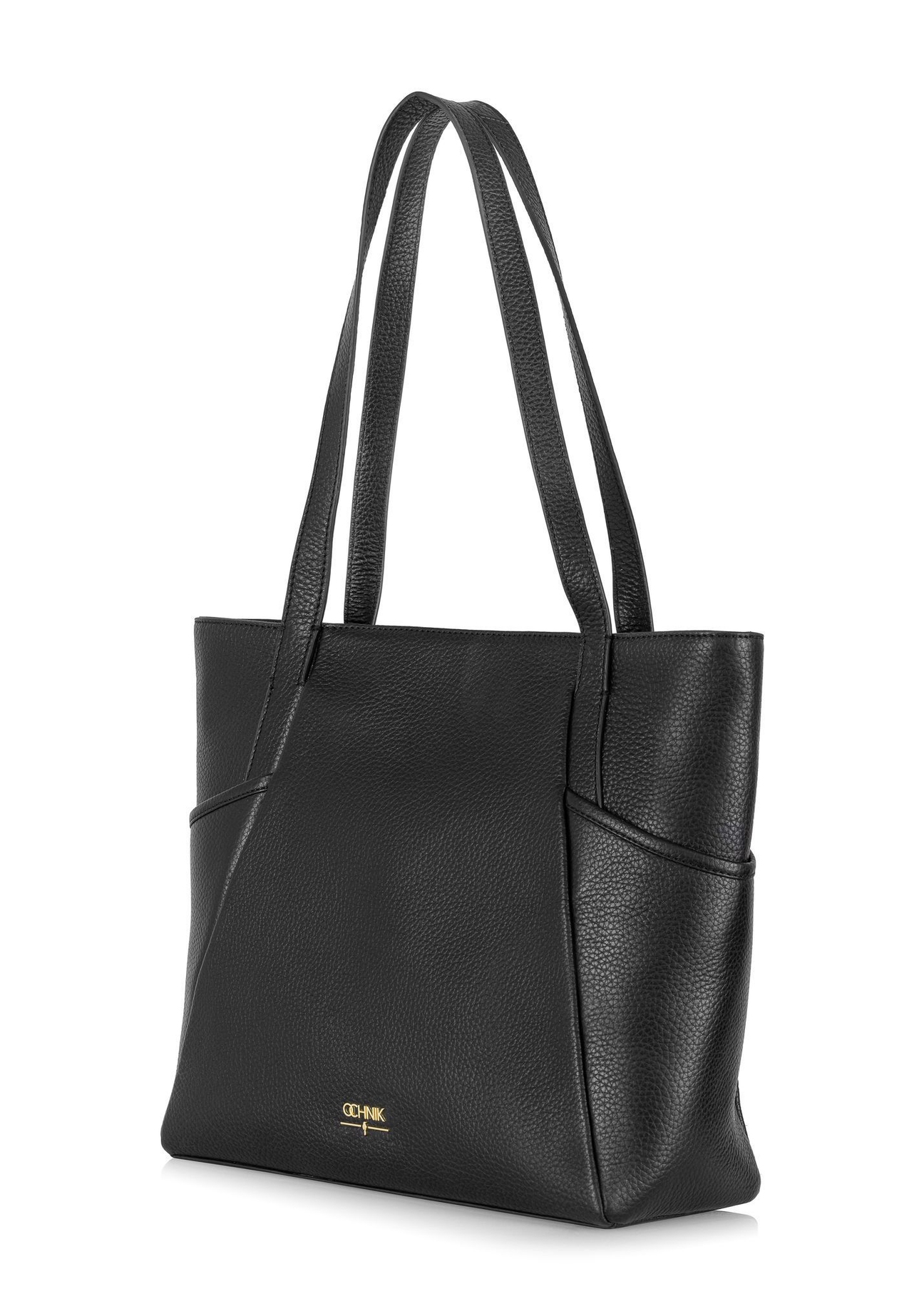 Czarna skórzana torebka shopper TORES-0980-9I(Z26) - widok produktu po skosie, na białym tle.