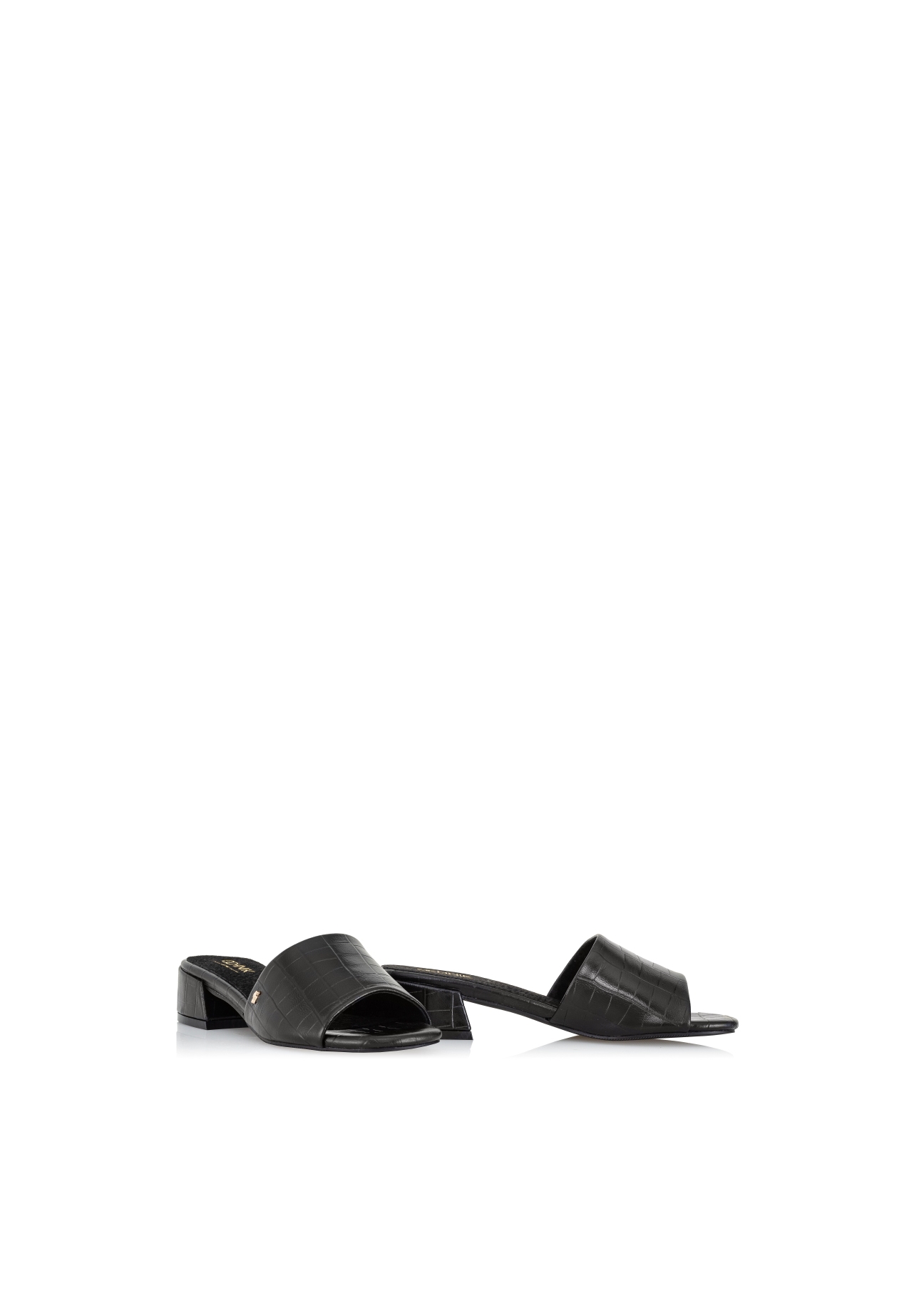 Buty damskie BUTYD-0901-99(W22)-05