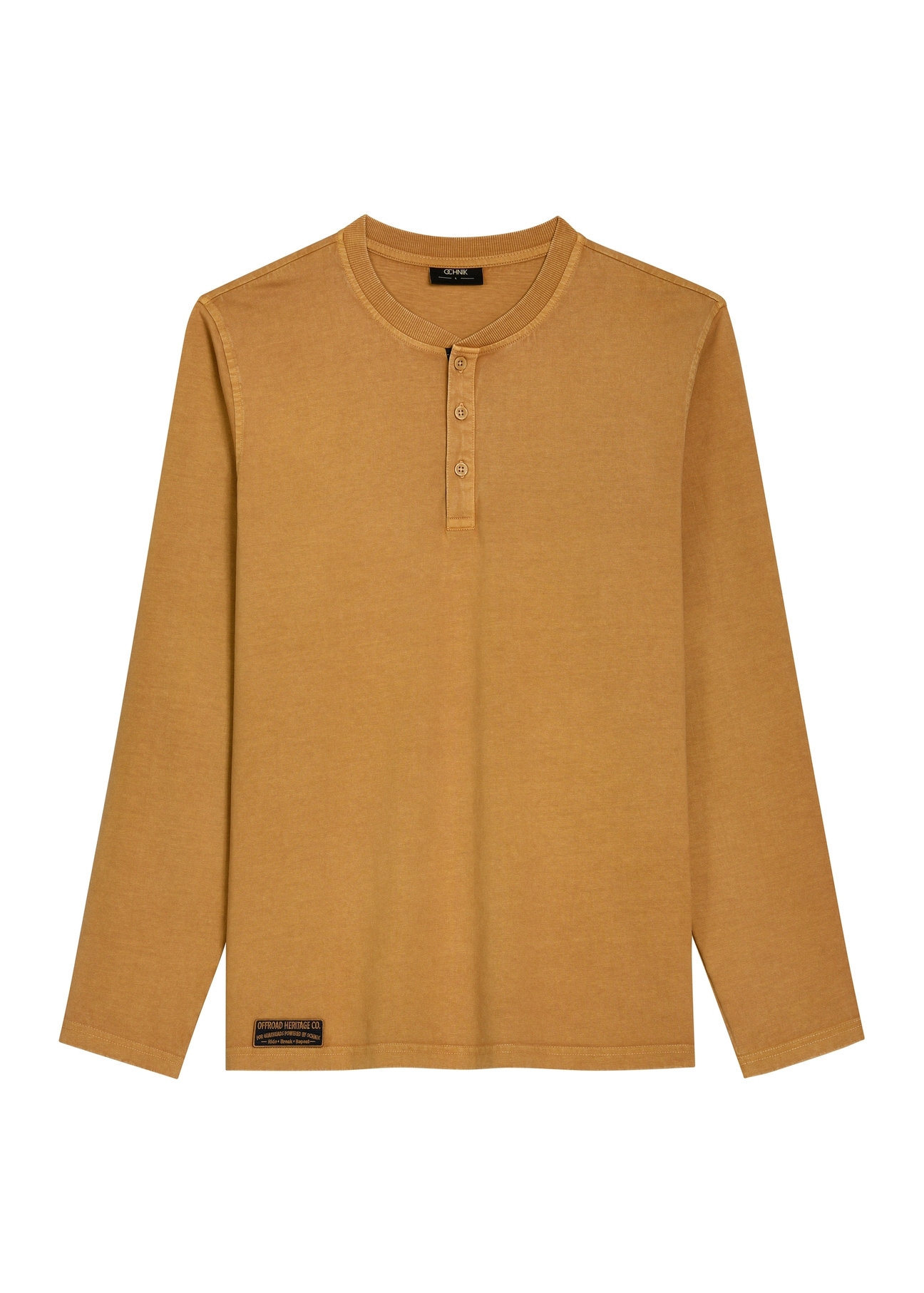 Longsleeve męski w kolorze musztardowym LSLMT-0015-2D(Z26), widok produktu z przodu na białym tle.