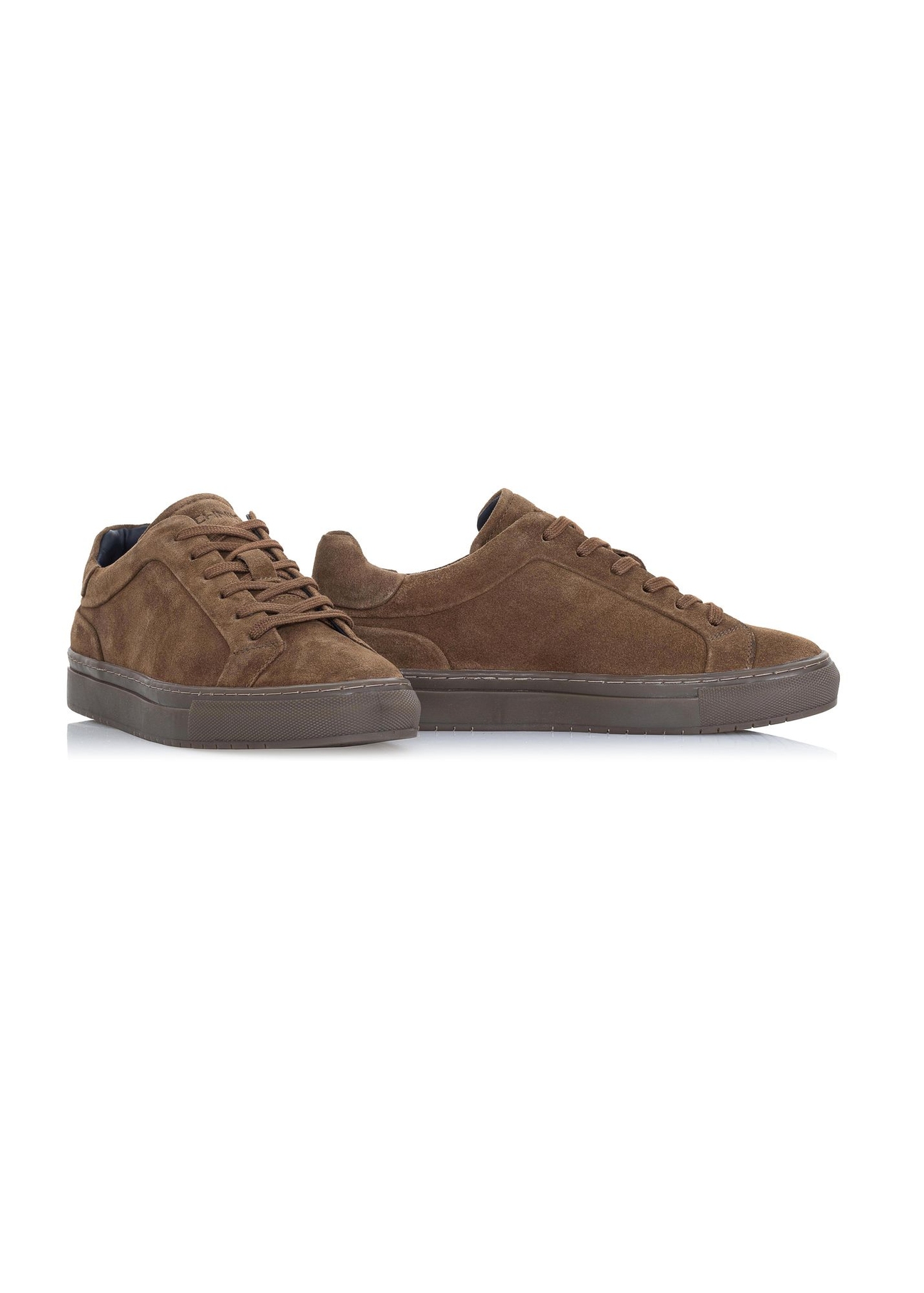 Brązowe skórzane sneakersy męskie BUTYM-0432-89(W23)-02