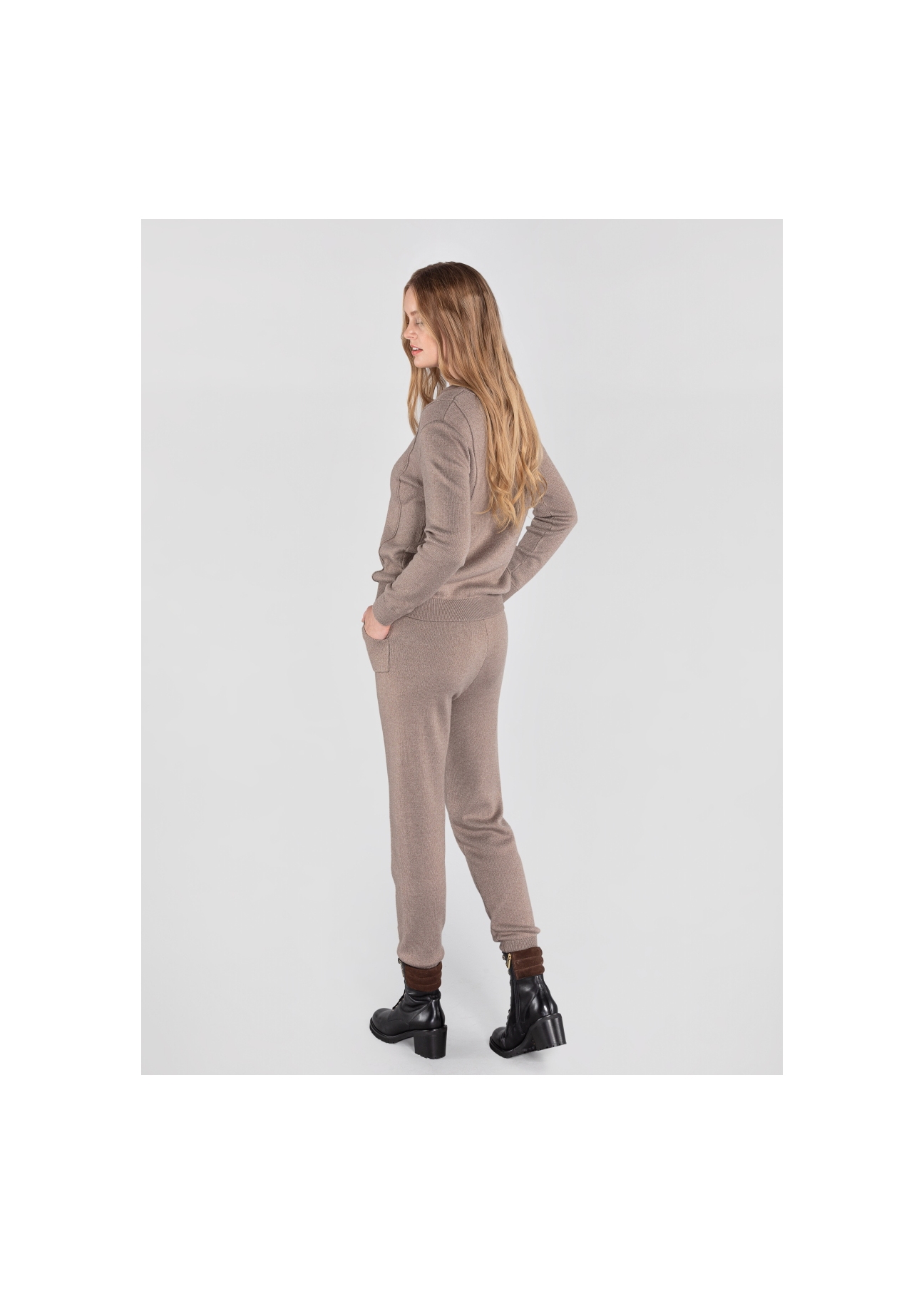 Sweter damski SWEDT-0142-81(Z20)-04