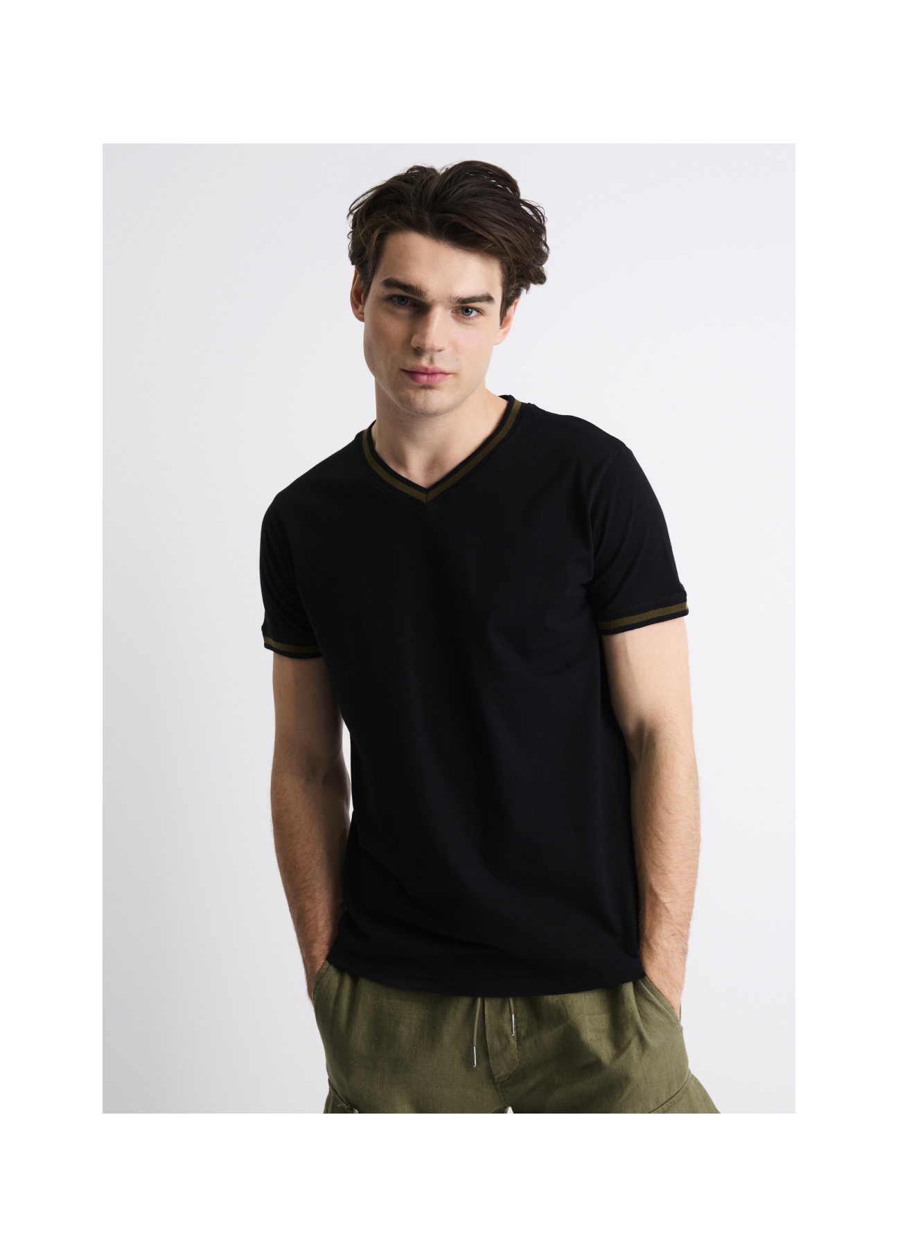 T-shirt męski TSHMT-0069-99(W22)-01