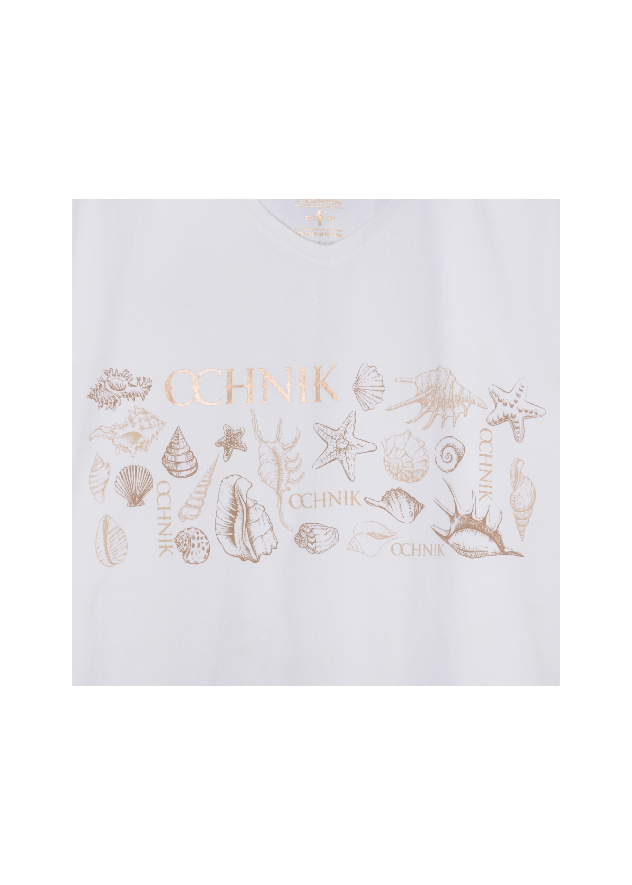 Biały T-shirt ze złotym nadrukiem damski TSHDT-0087-11(W22)-04