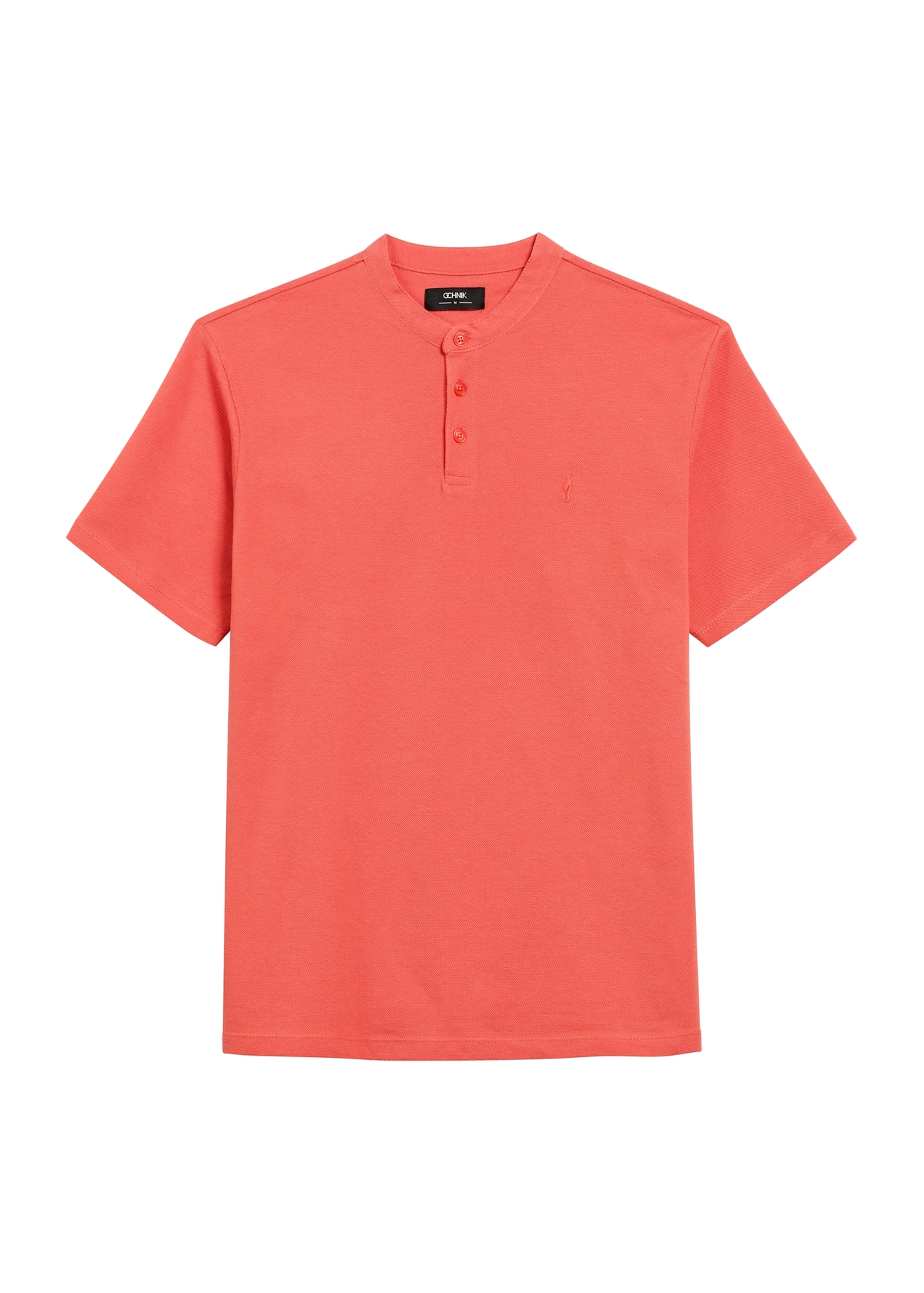 Koralowa koszulka polo męska POLMT-0061-34(Z24), widok produktu od przodu na białym tle.