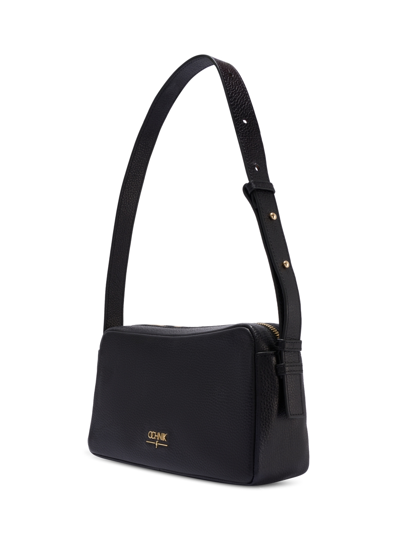 Czarna skórzana torebka damska TORES-1277-9I(W26) - widok produktu po skosie, na białym tle. 