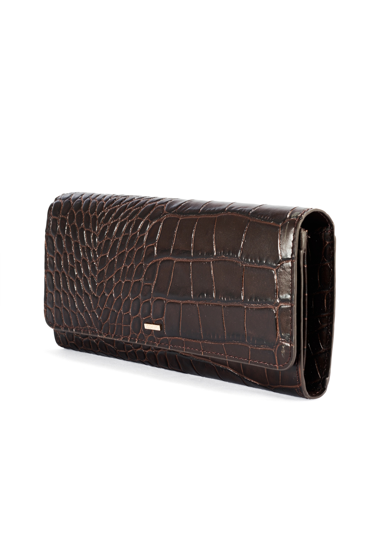 Brązowy portfel damski croco PORES-0954-89(W25) - widok produktu po skosie na białym tle. 