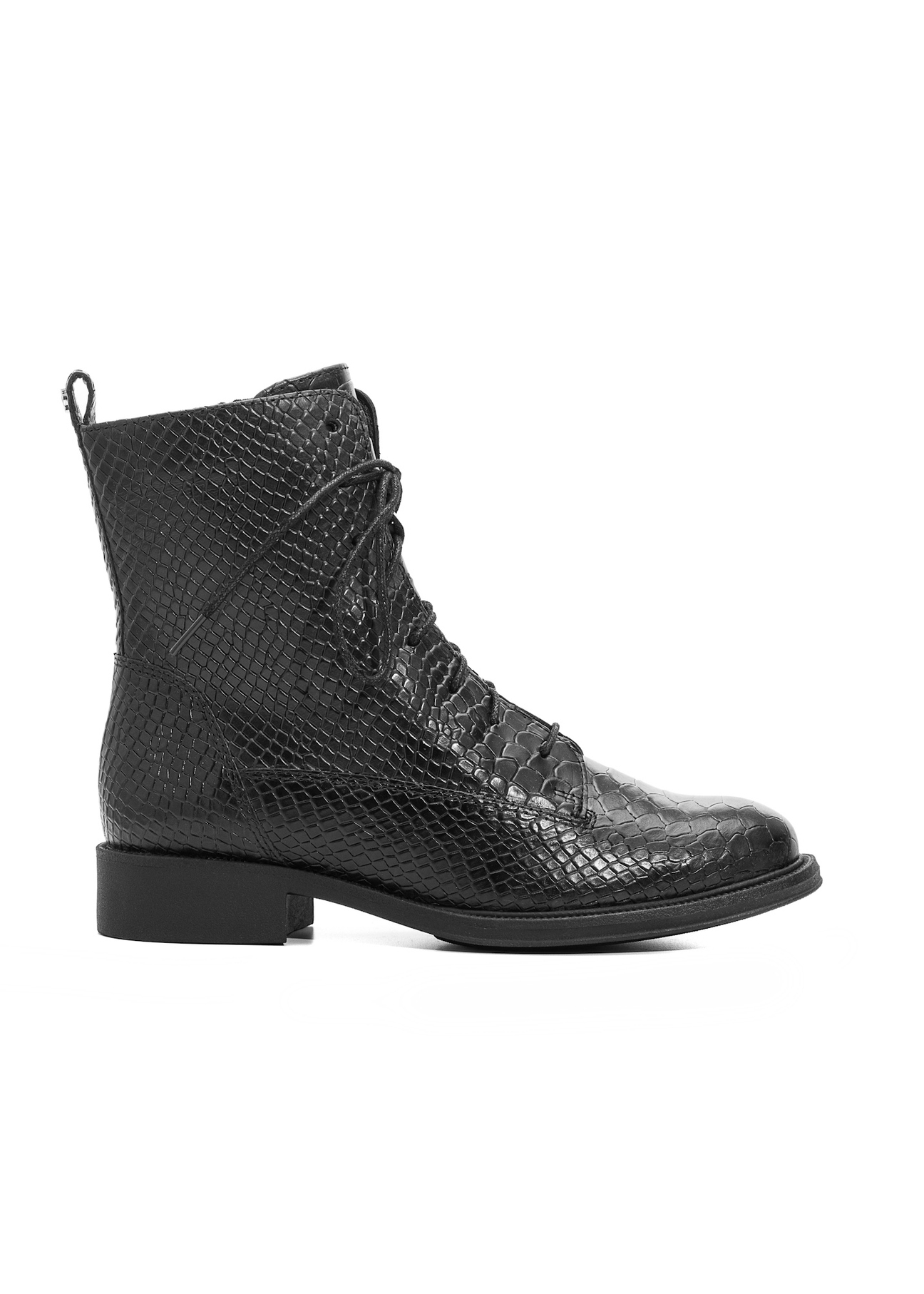 Skórzane botki damskie BUTYD-1200-99(Z25), widok produktu z boku na białym tle.