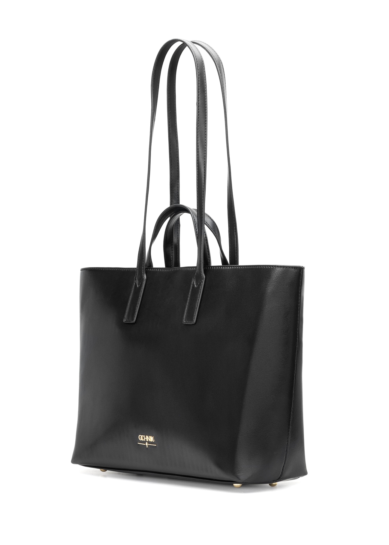 Czarna torebka damska shopper TOREC-1204-99(W26), widok produktu skosem na białym tle.