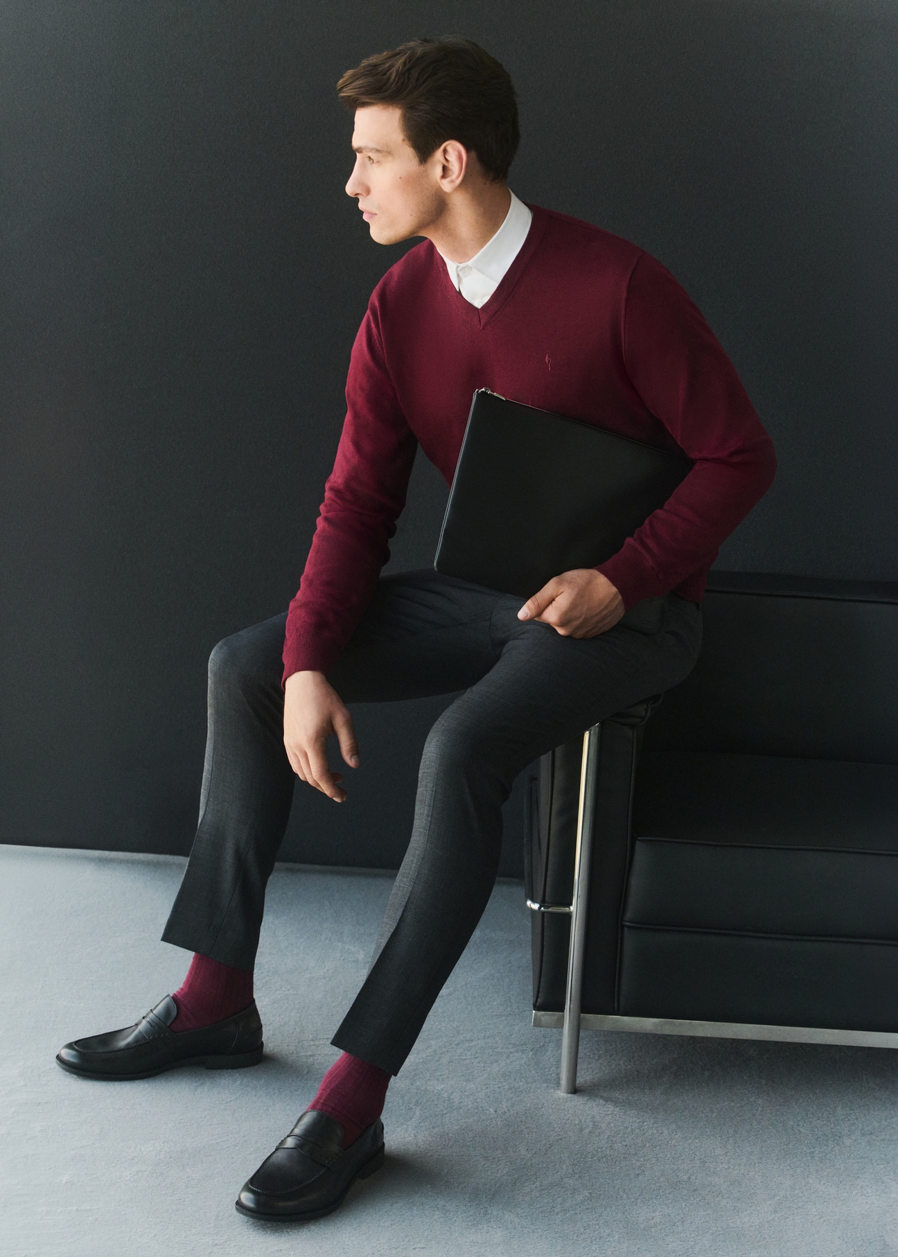 Bordowy sweter męski z logo SWEMT-0159A-49(Z25)