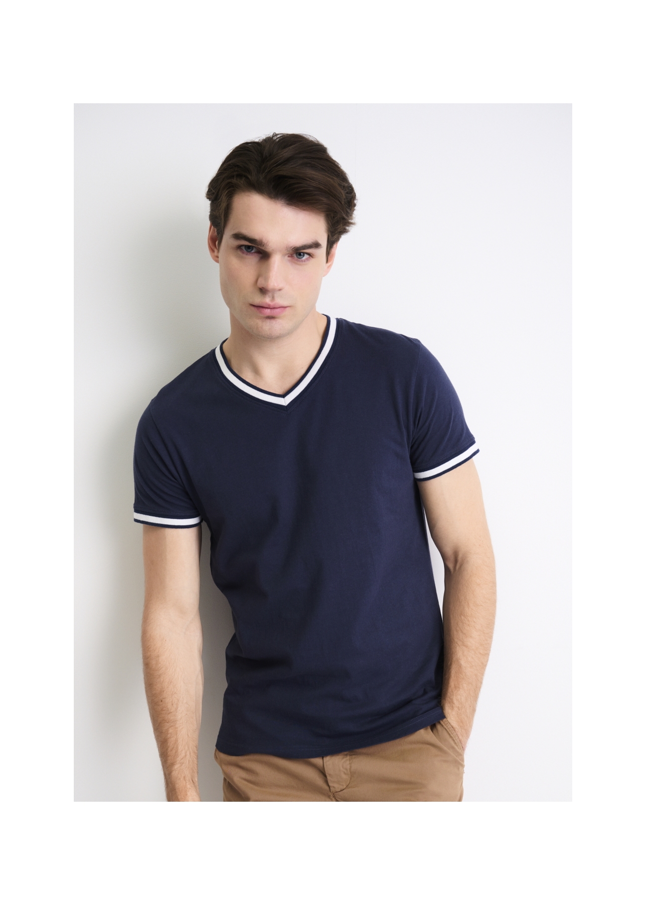T-shirt męski TSHMT-0069-69(W22)-01