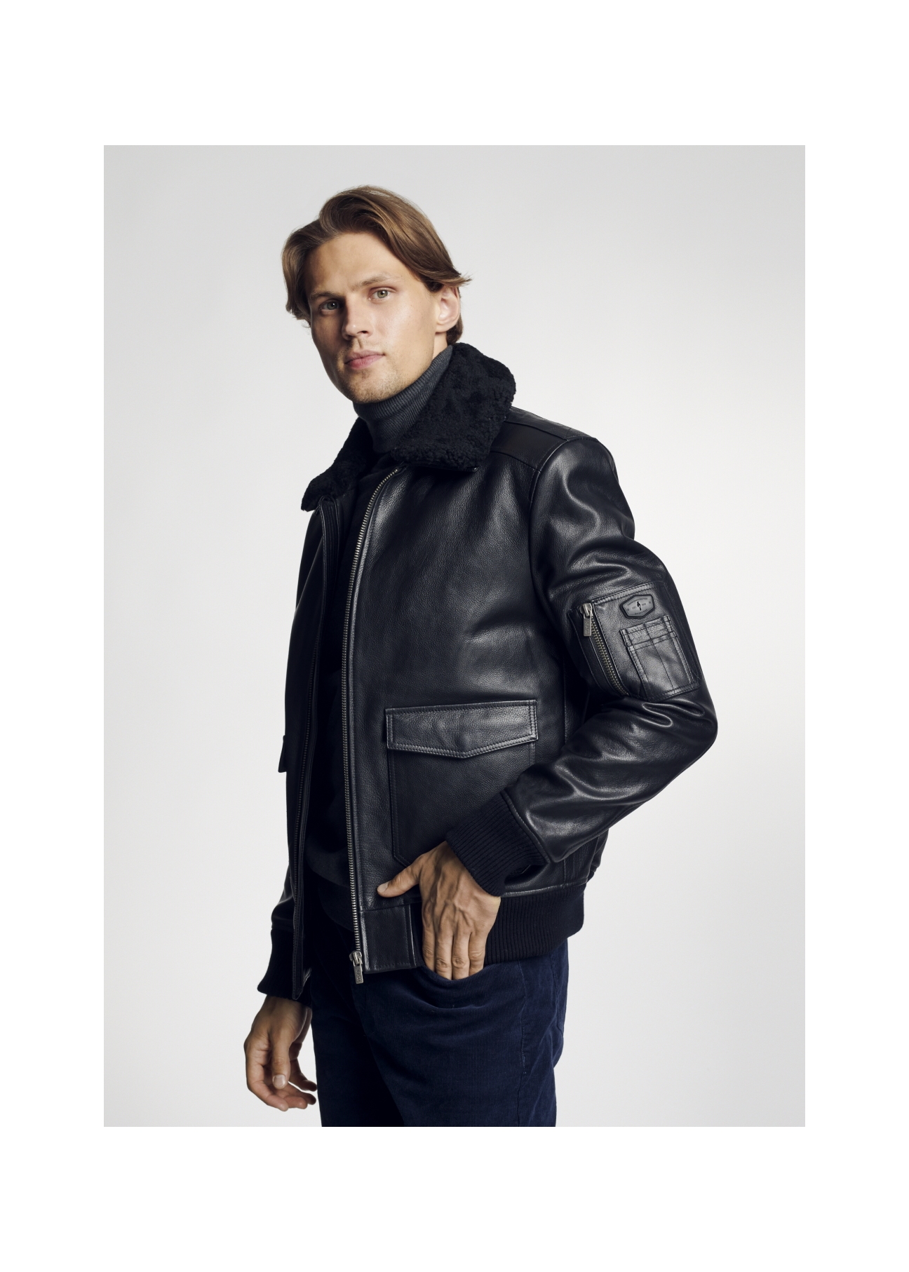 Krótka sportowa kurtka męska bomber jacket KURMS-0206-1148(Z21)-02