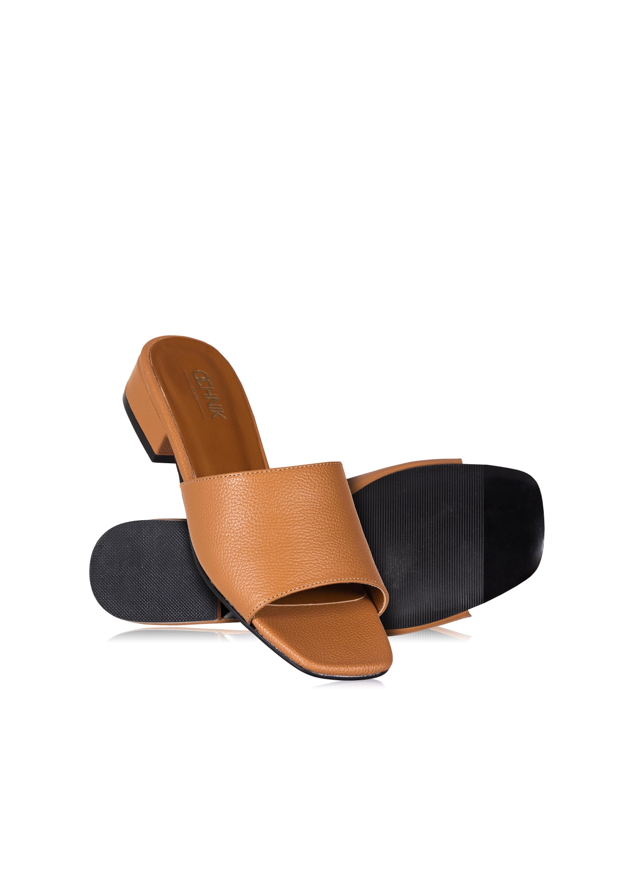 Buty damskie BUTYD-0724-87(W21)-04